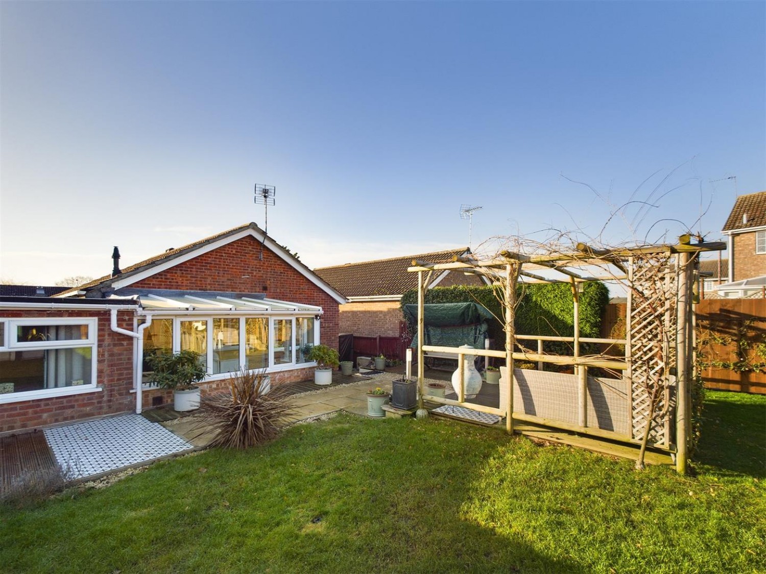 2 bedroom Bungalow for Sale Mill Moor Way, North Hykeham, Lincoln