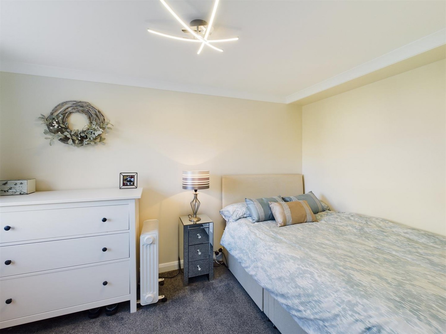 2 bedroom Bungalow for Sale Mill Moor Way, North Hykeham, Lincoln