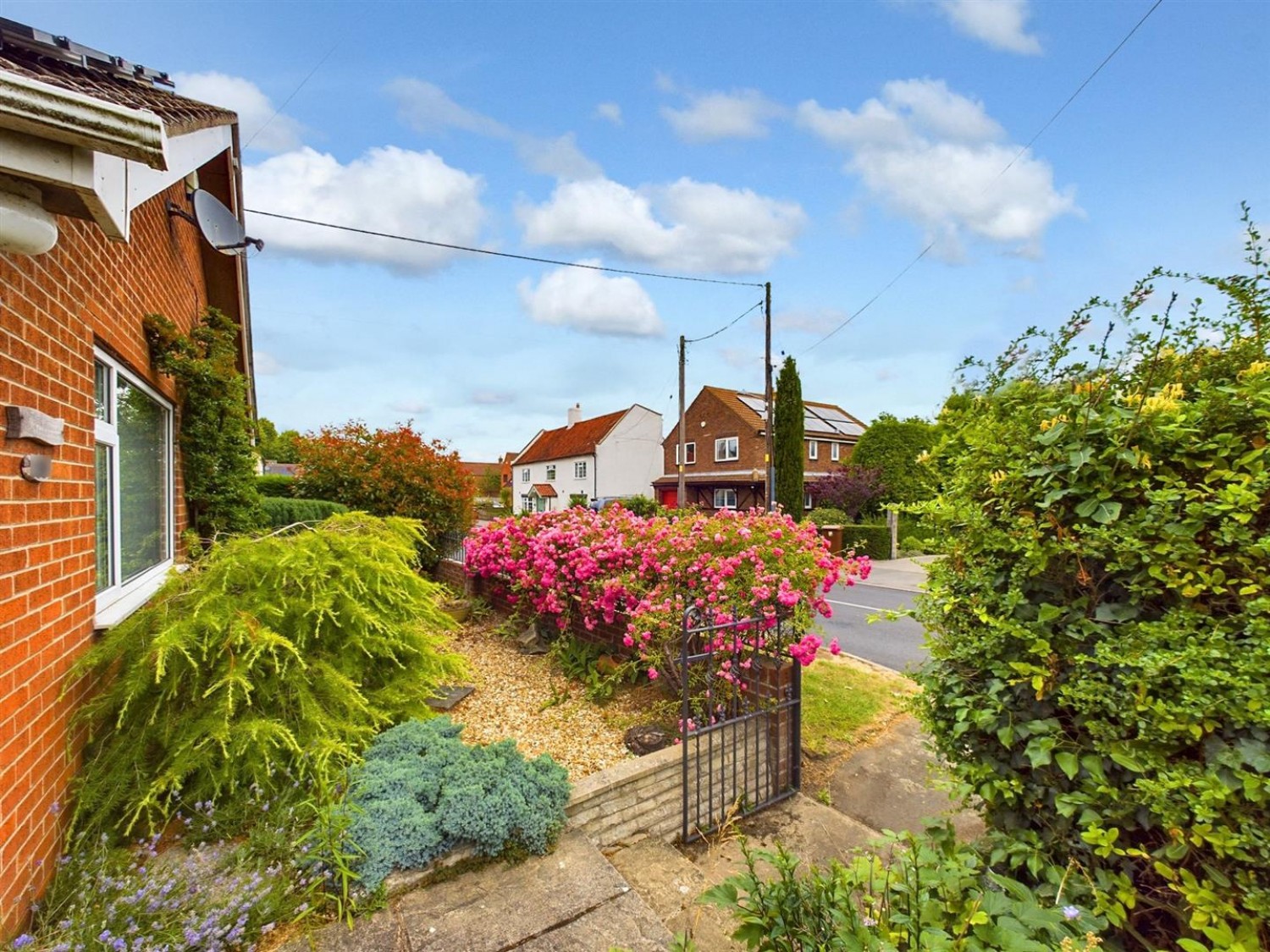 3 bedroom Bungalow for Sale High Street, Eagle, Lincoln