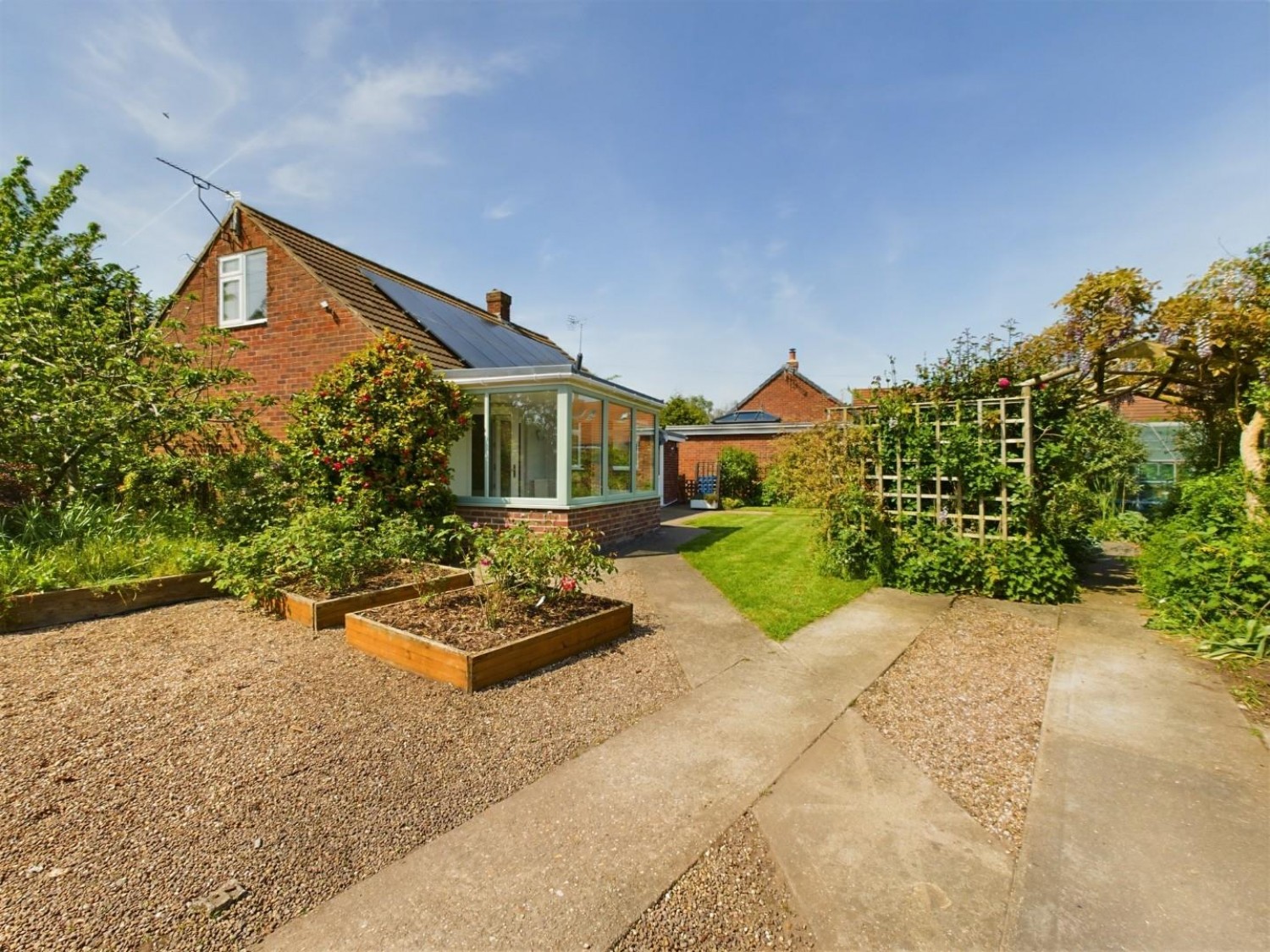 2 bedroom Bungalow for Sale Newark Road, Laughterton, Lincoln