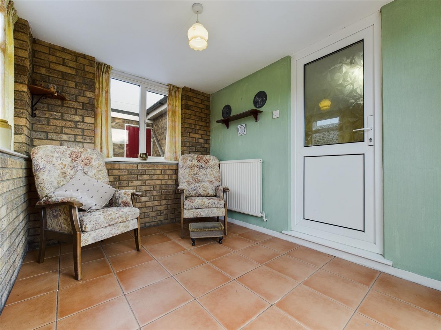 2 bedroom Bungalow for Sale Coniston Drive, North Hykeham, Lincoln