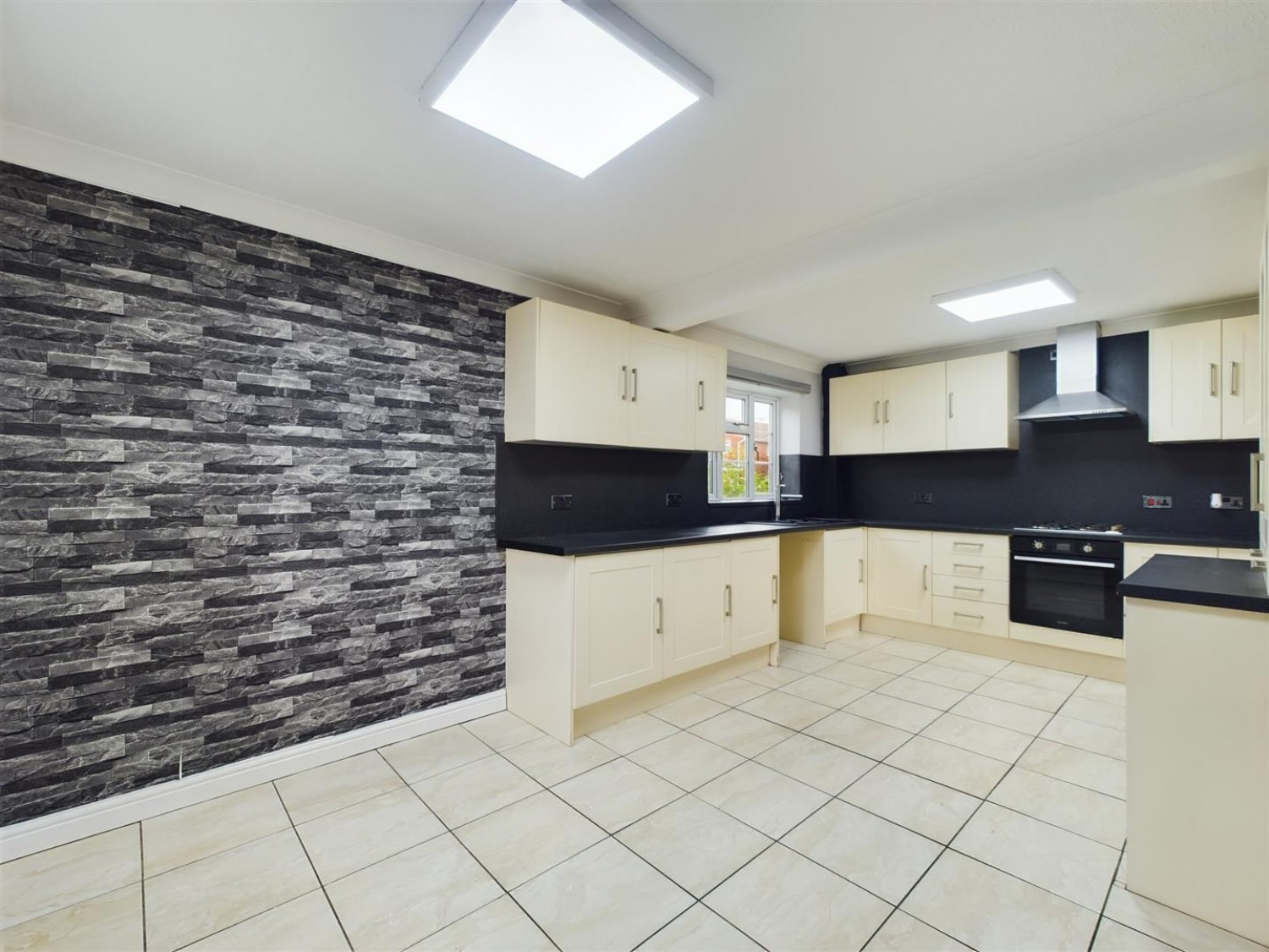3 bedroom House for Sale Kingsdown Road, Lincoln