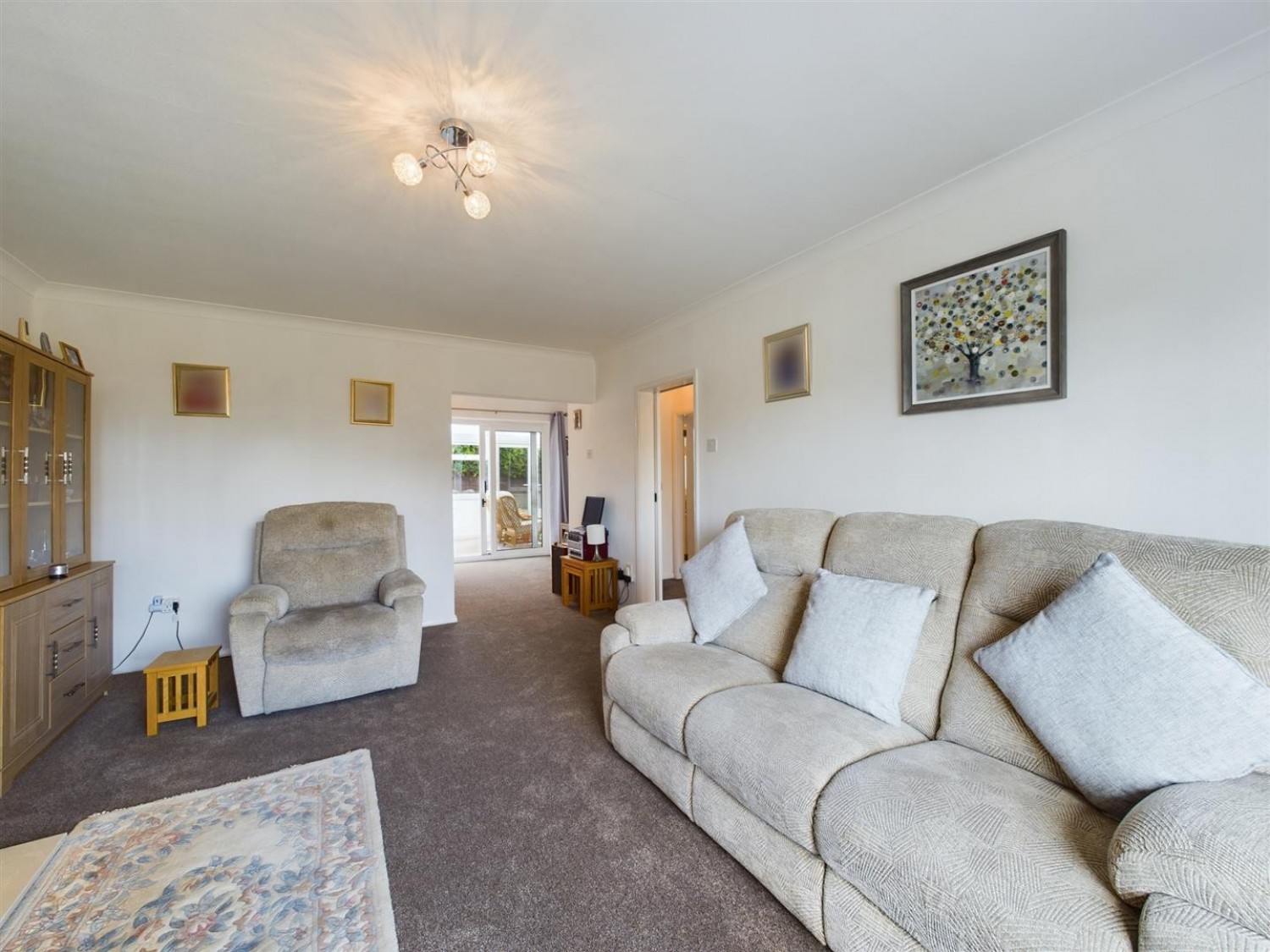 2 bedroom Bungalow for Sale Oulton Close, North Hykeham, Lincoln