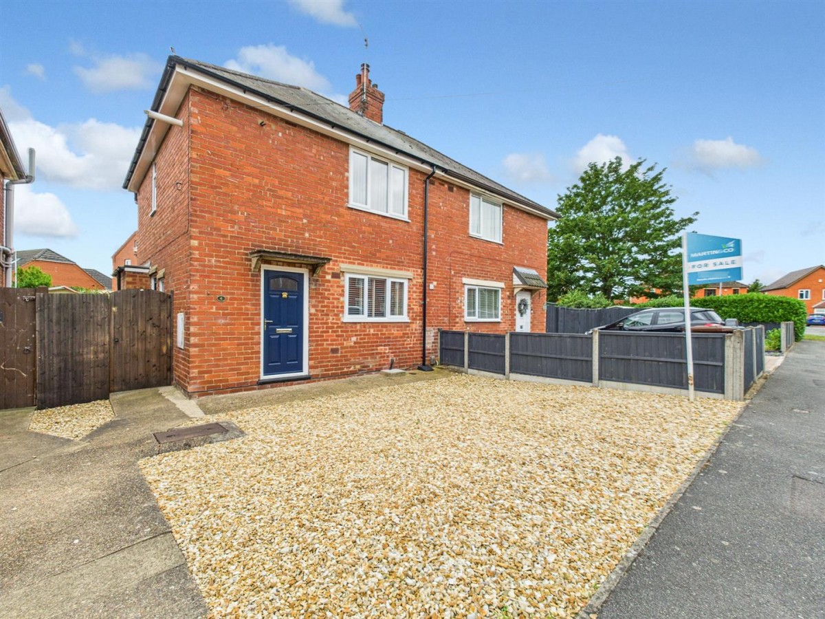 St. Peters Avenue, Lincoln