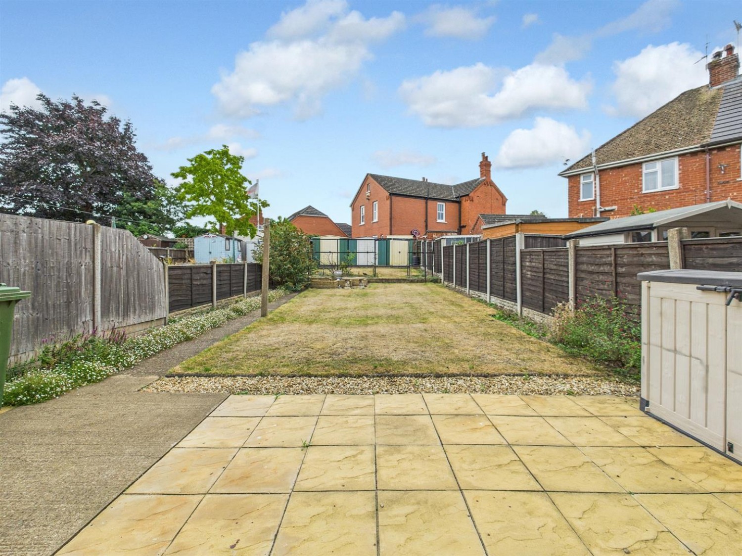 St. Peters Avenue, Lincoln