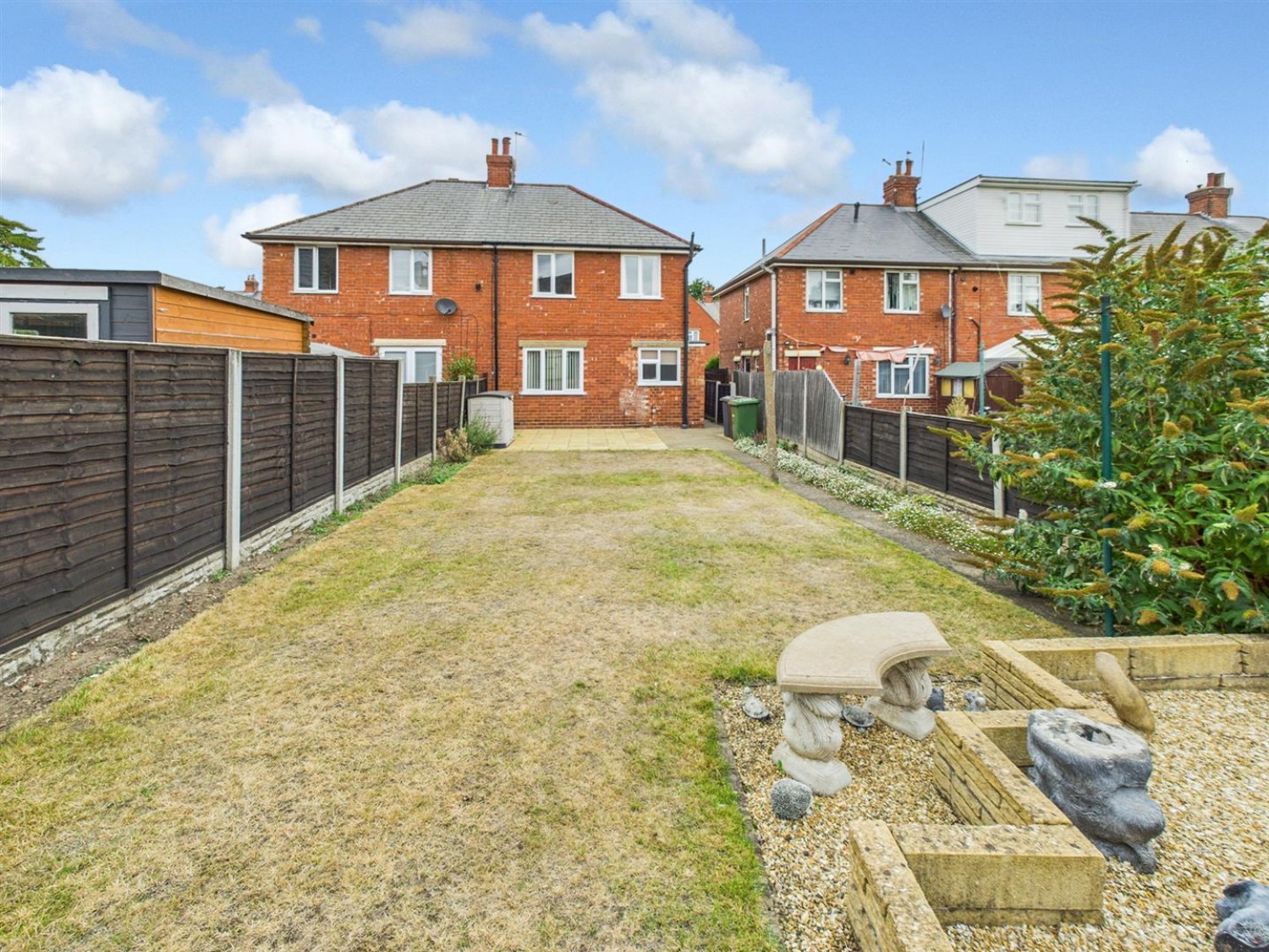 St. Peters Avenue, Lincoln