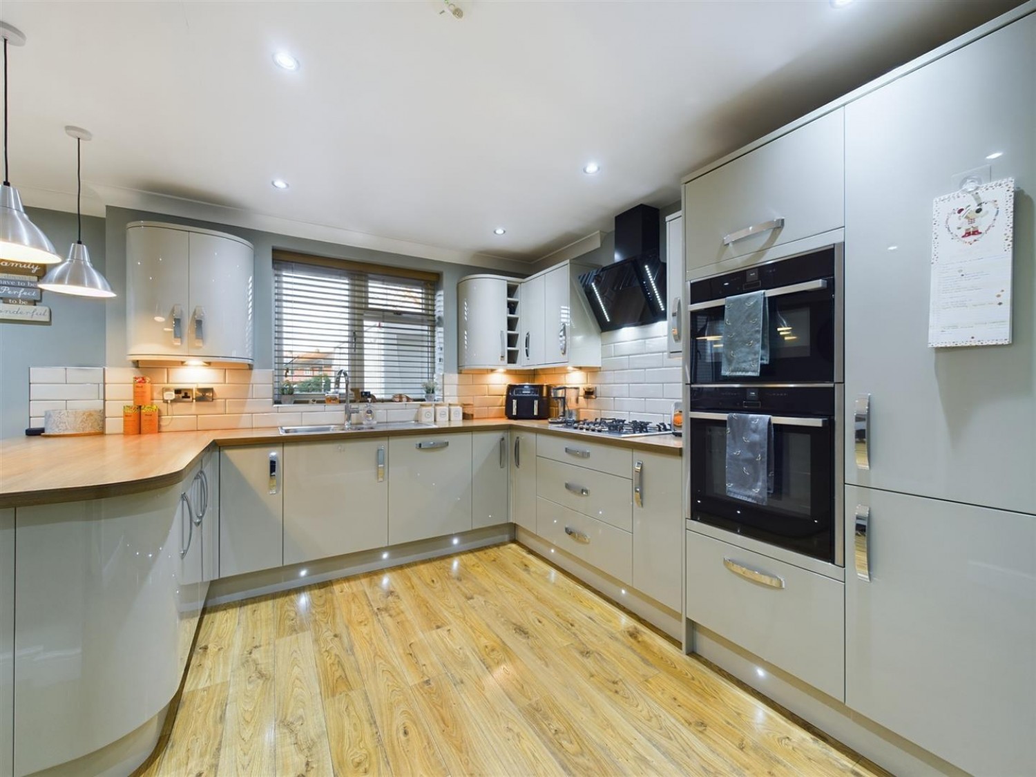 4 bedroom House for Sale Moorland Avenue, Lincoln, LN6