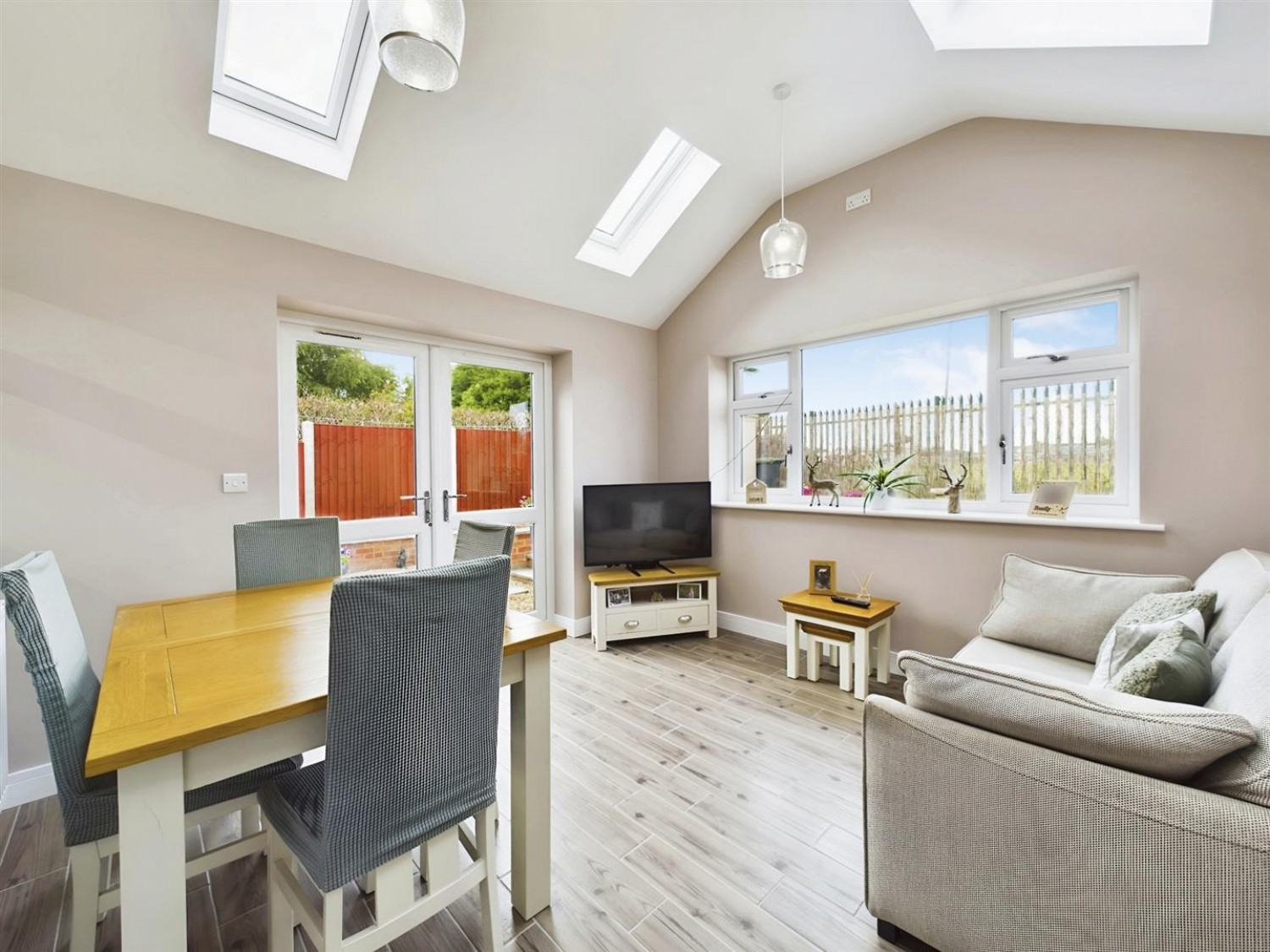 3 bedroom Bungalow for Sale Mill Moor Way, North Hykeham, Lincoln