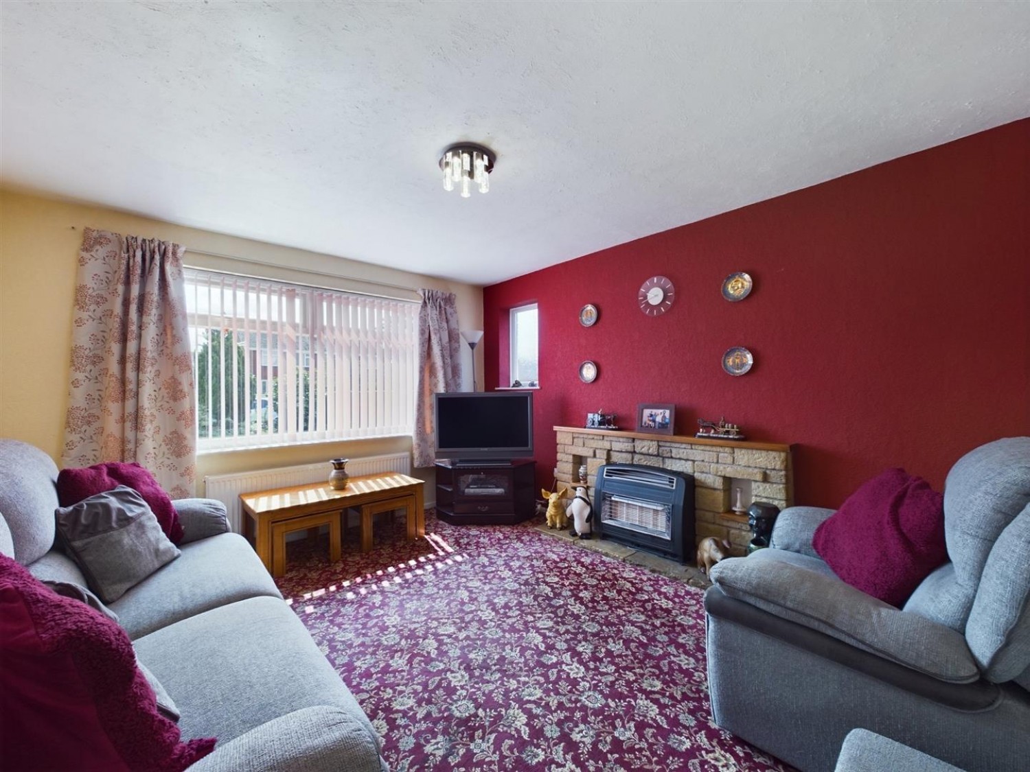 4 bedroom House for Sale Dore Avenue, North Hykeham, Lincoln