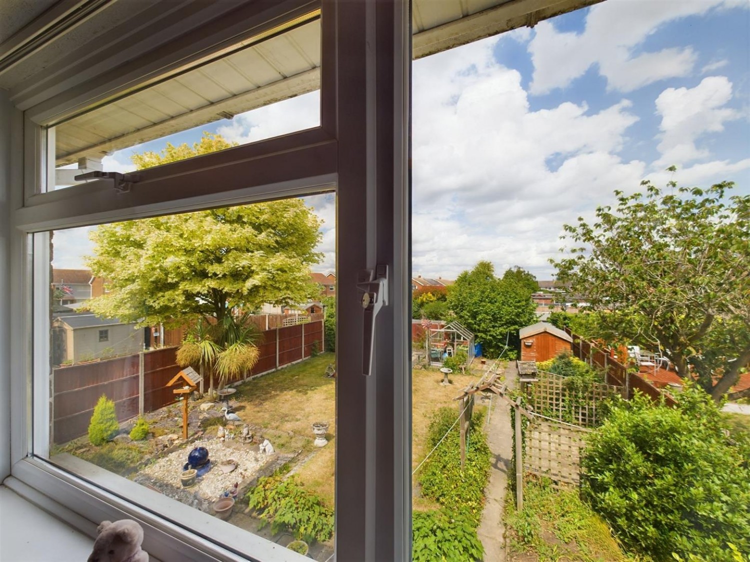 4 bedroom House for Sale Dore Avenue, North Hykeham, Lincoln