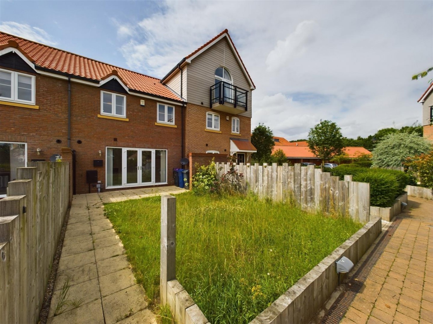 3 bedroom House for Sale The Quays, Burton Waters