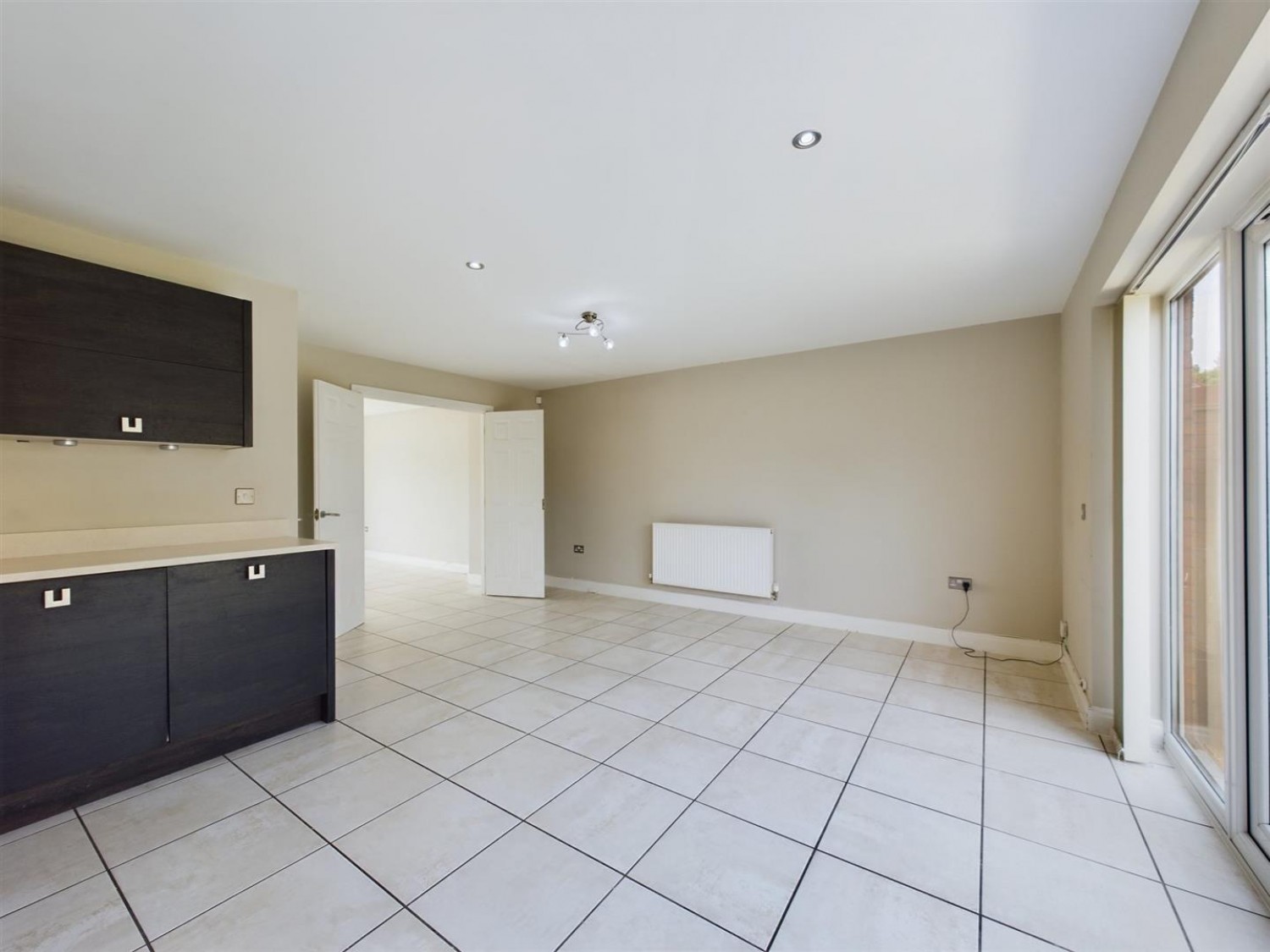 3 bedroom House for Sale The Quays, Burton Waters