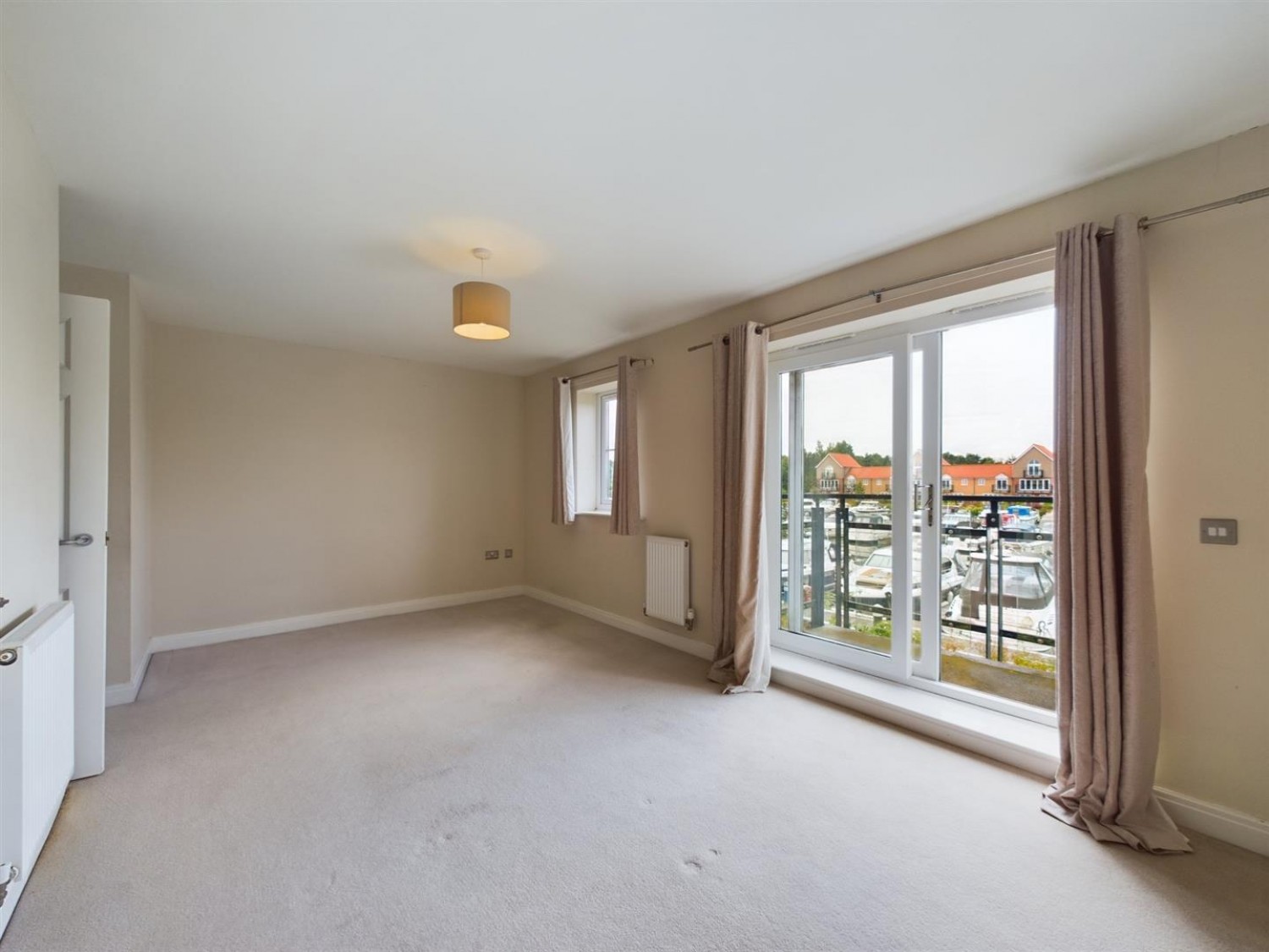 3 bedroom House for Sale The Quays, Burton Waters