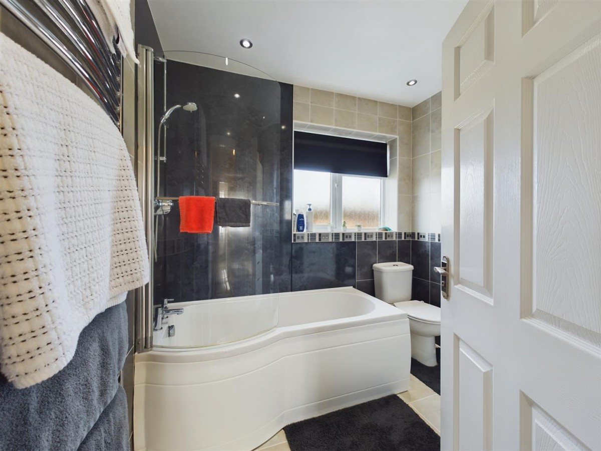 Beverley Grove, North Hykeham, Lincoln