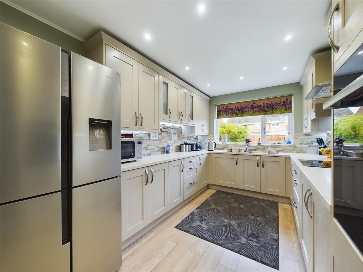 3 bedroom House for Sale Beverley Grove, North Hykeham, Lincoln