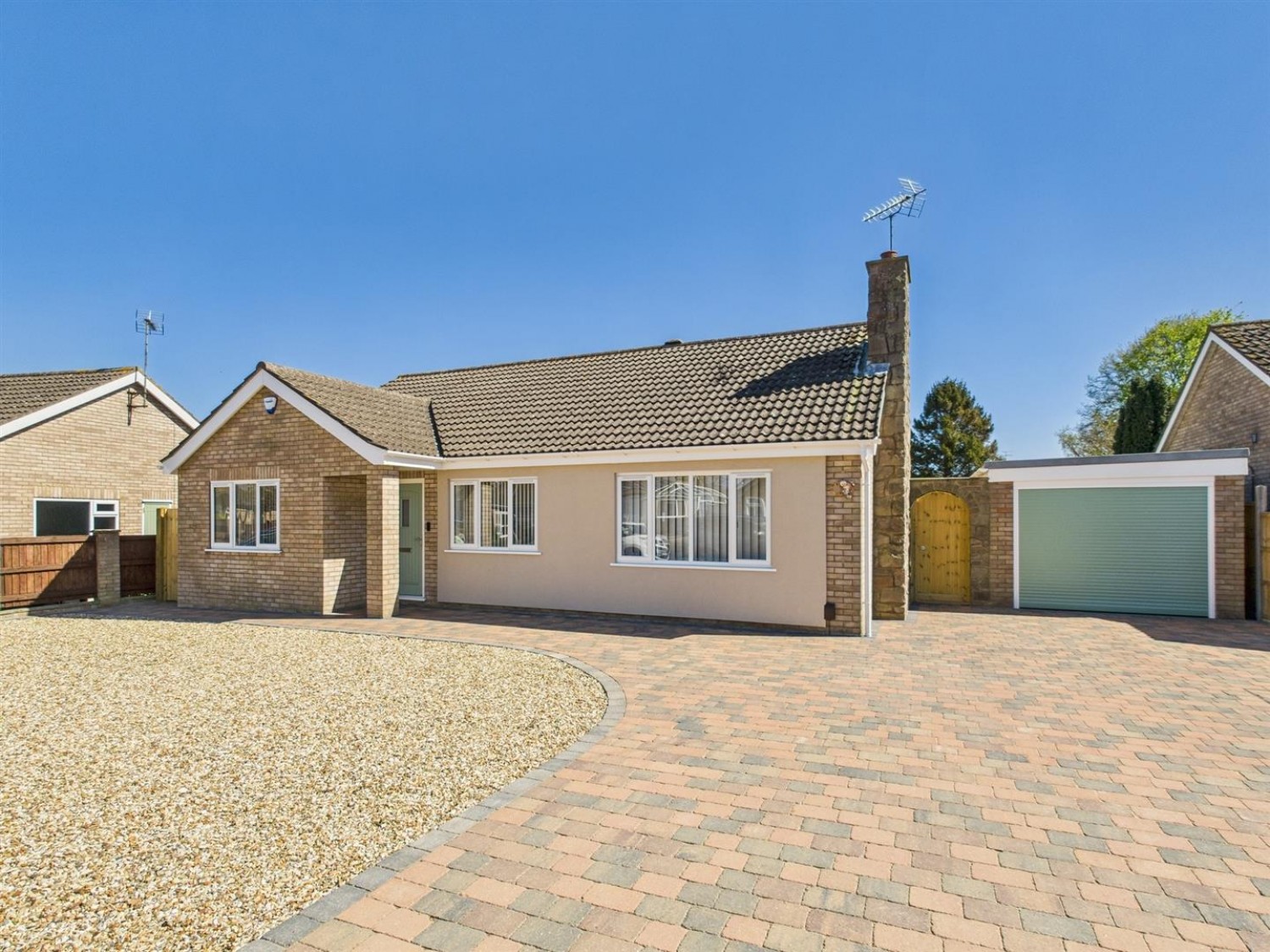 3 bedroom Bungalow for Sale Stone Moor Road, North Hykeham, Lincoln
