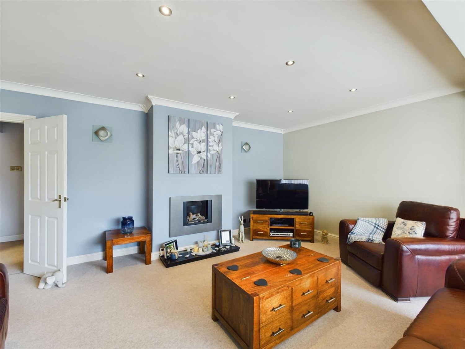 4 bedroom House for Sale Ripley Drive, North Hykeham, Lincoln