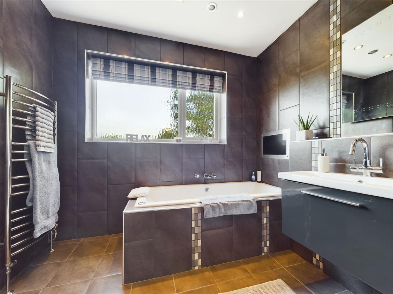 4 bedroom House for Sale Ripley Drive, North Hykeham, Lincoln