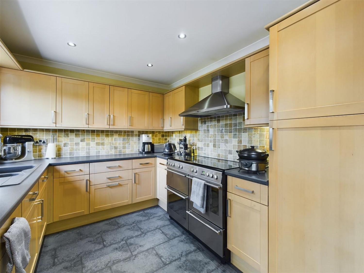 4 bedroom House for Sale Ripley Drive, North Hykeham, Lincoln