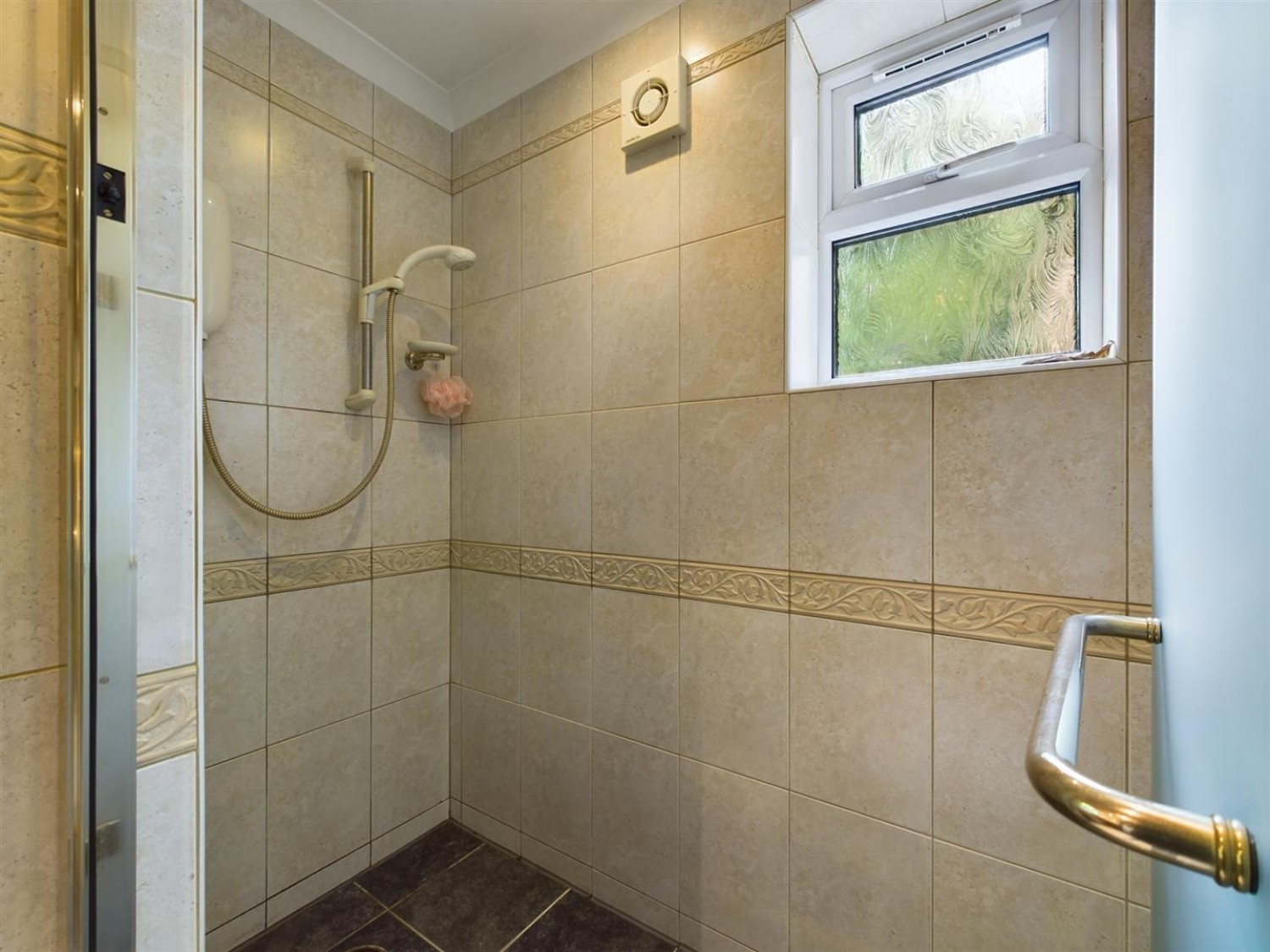 4 bedroom House for Sale Main Street, Thorpe-on-the-hill, Lincoln