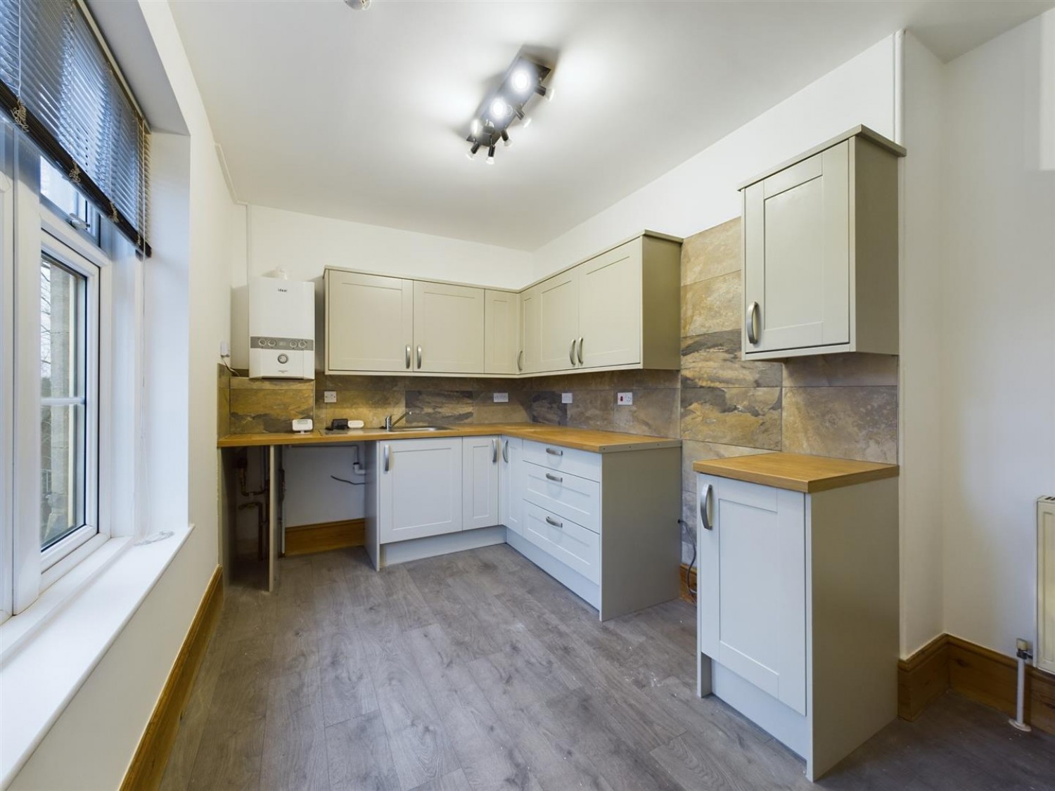 9 bedroom House for Sale Old Vicarage Gardens, Skellingthorpe, Lincoln