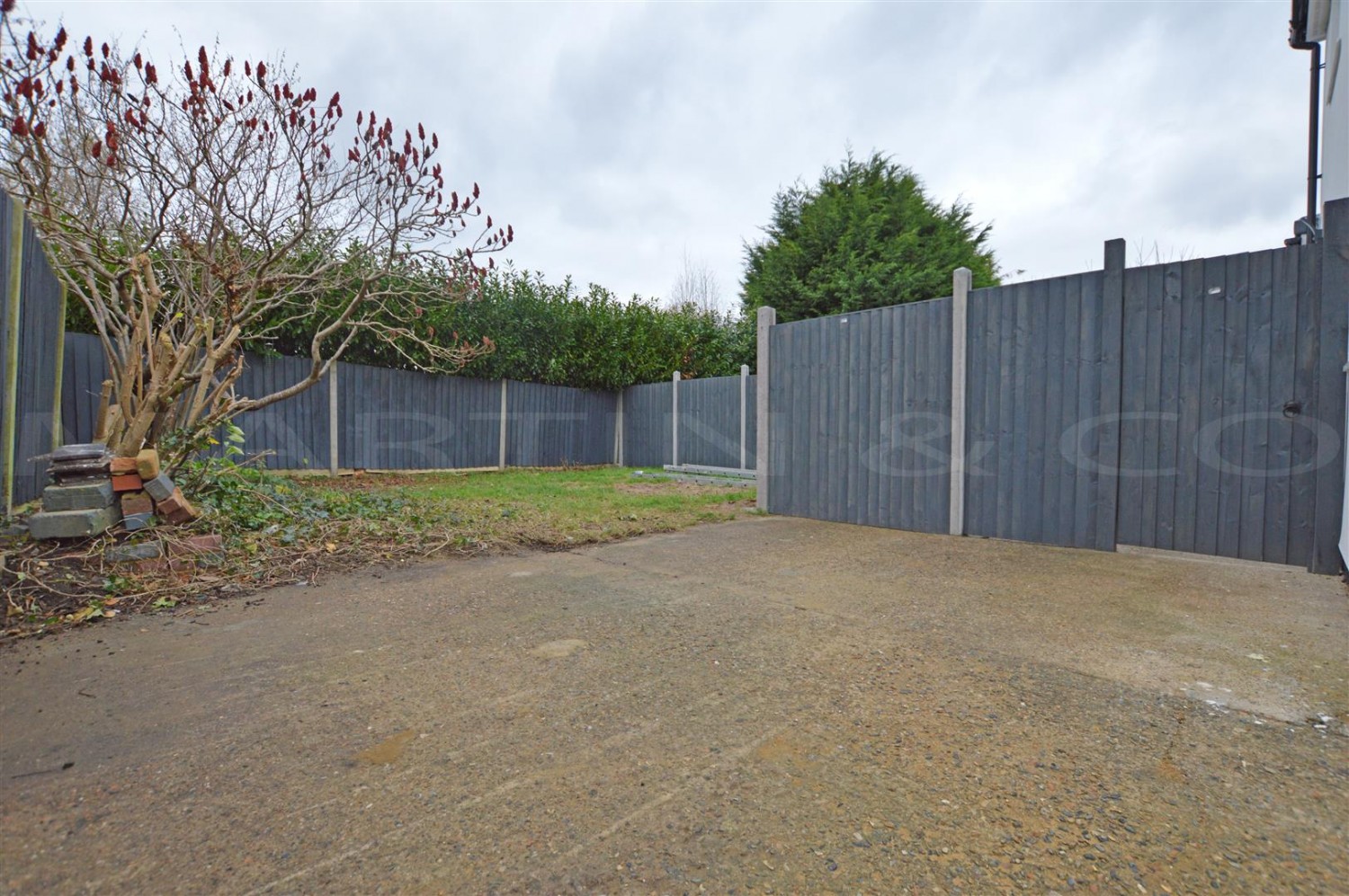 Hempstead Road, Hempstead