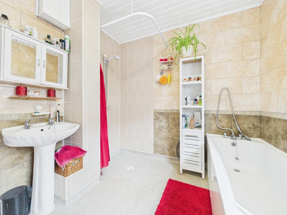 Newark Road, North Hykeham, Lincoln