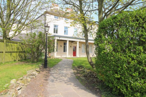 Grove Hall, Darrington