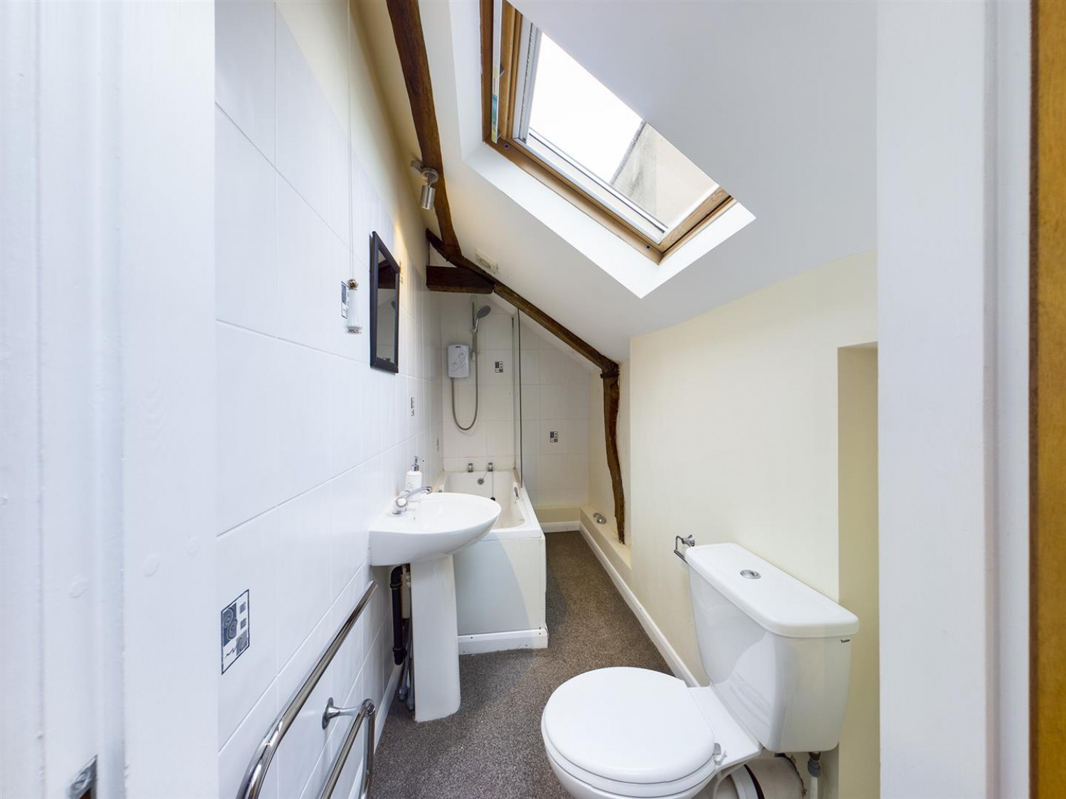 1 bedroom Flat for Letting Grove Hall, Darrington