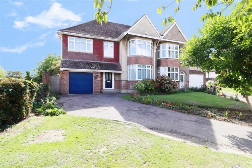 Hollywood Lane, Wainscott, Rochester