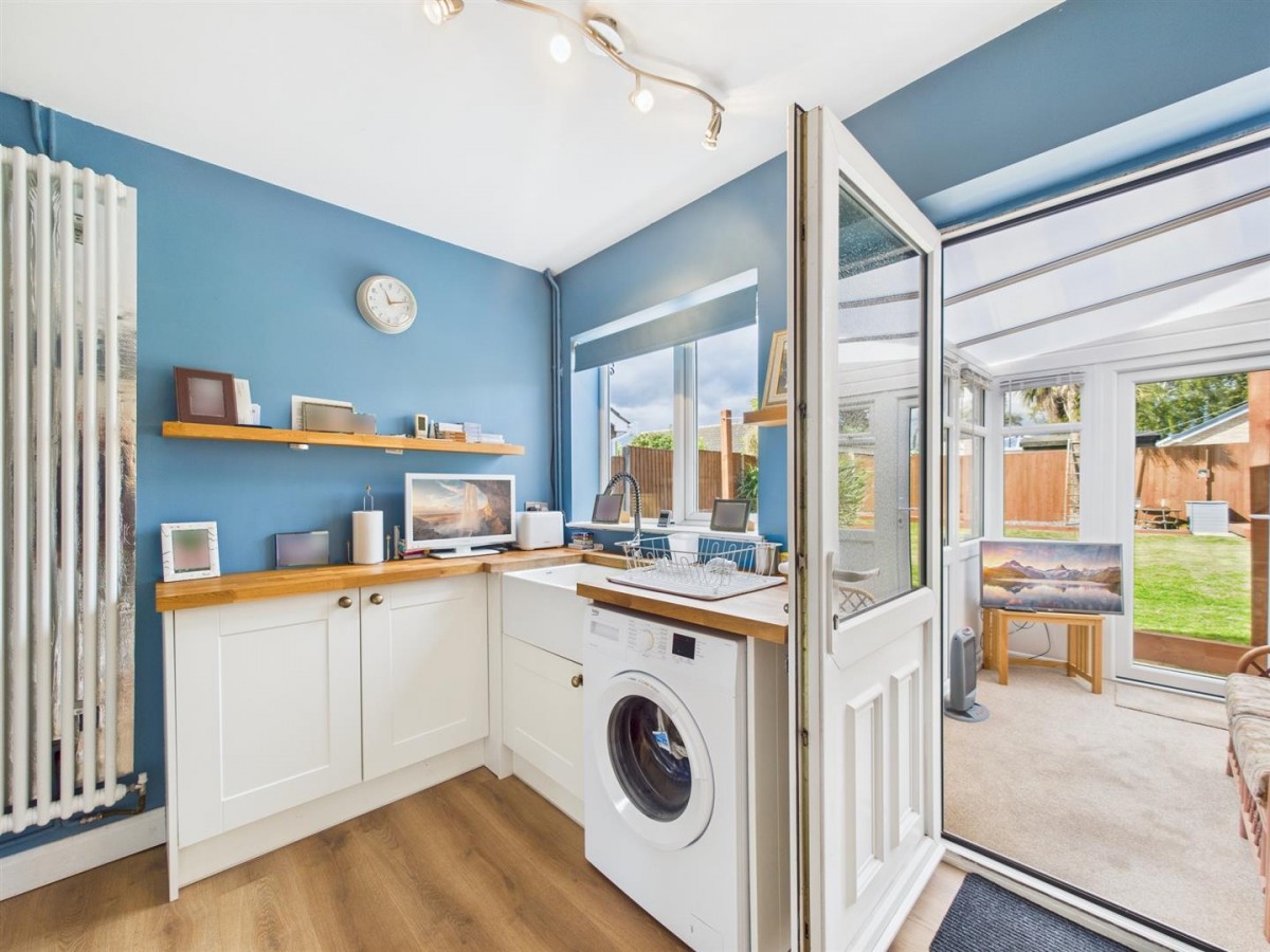 Pateley Moor Close, North Hykeham, Lincoln