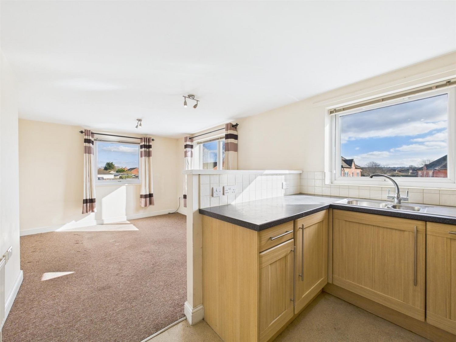 2 bedroom Flat for Letting The Mews, Lincoln Road, North Hykeham