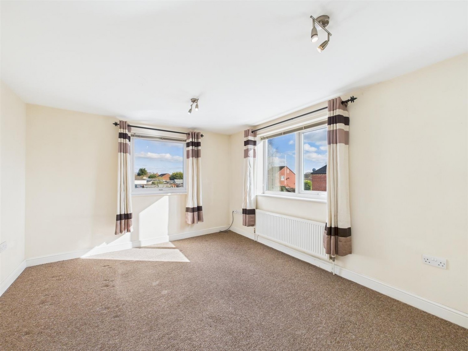 2 bedroom Flat for Letting The Mews, Lincoln Road, North Hykeham