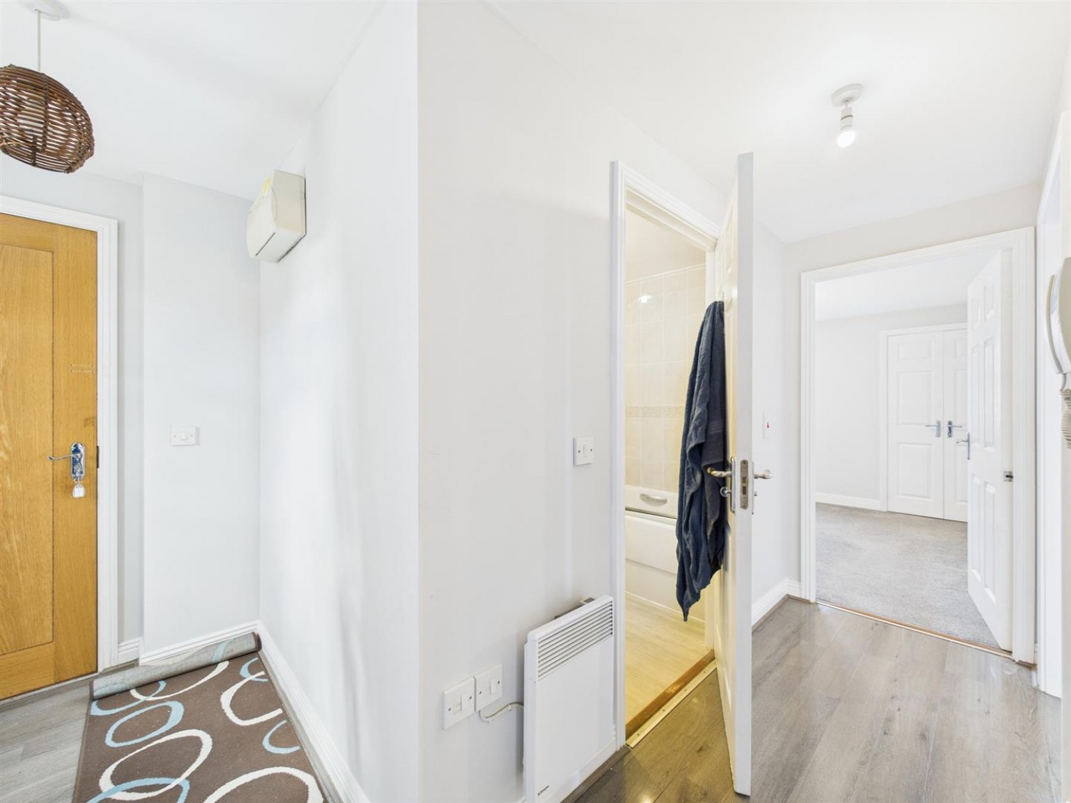 Warren Lane, Witham St. Hughs