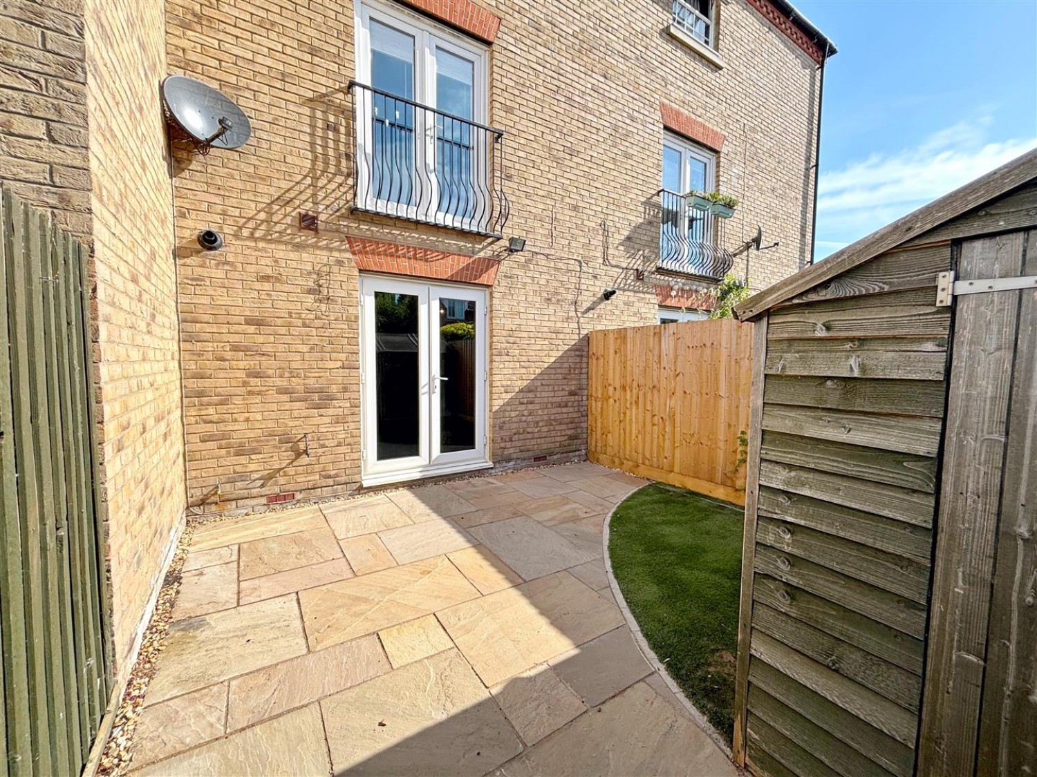 2 bedroom House for Sale Squirrel Chase, Witham St. Hughs, Lincoln