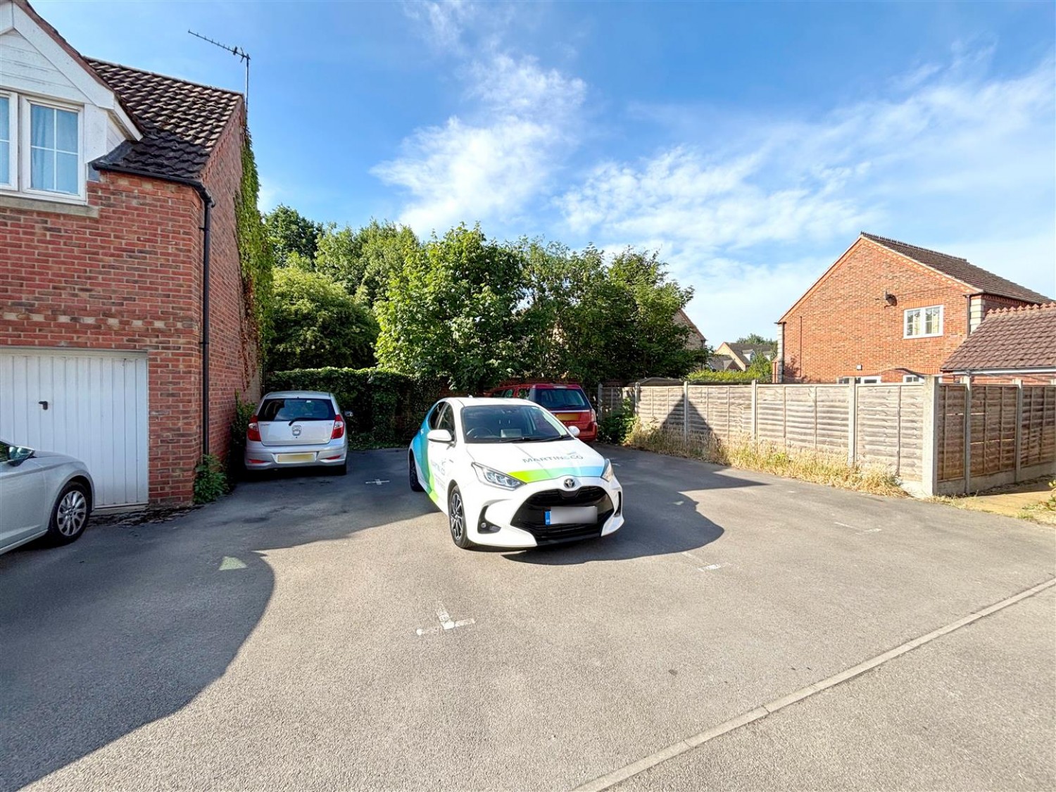 2 bedroom House for Sale Squirrel Chase, Witham St. Hughs, Lincoln