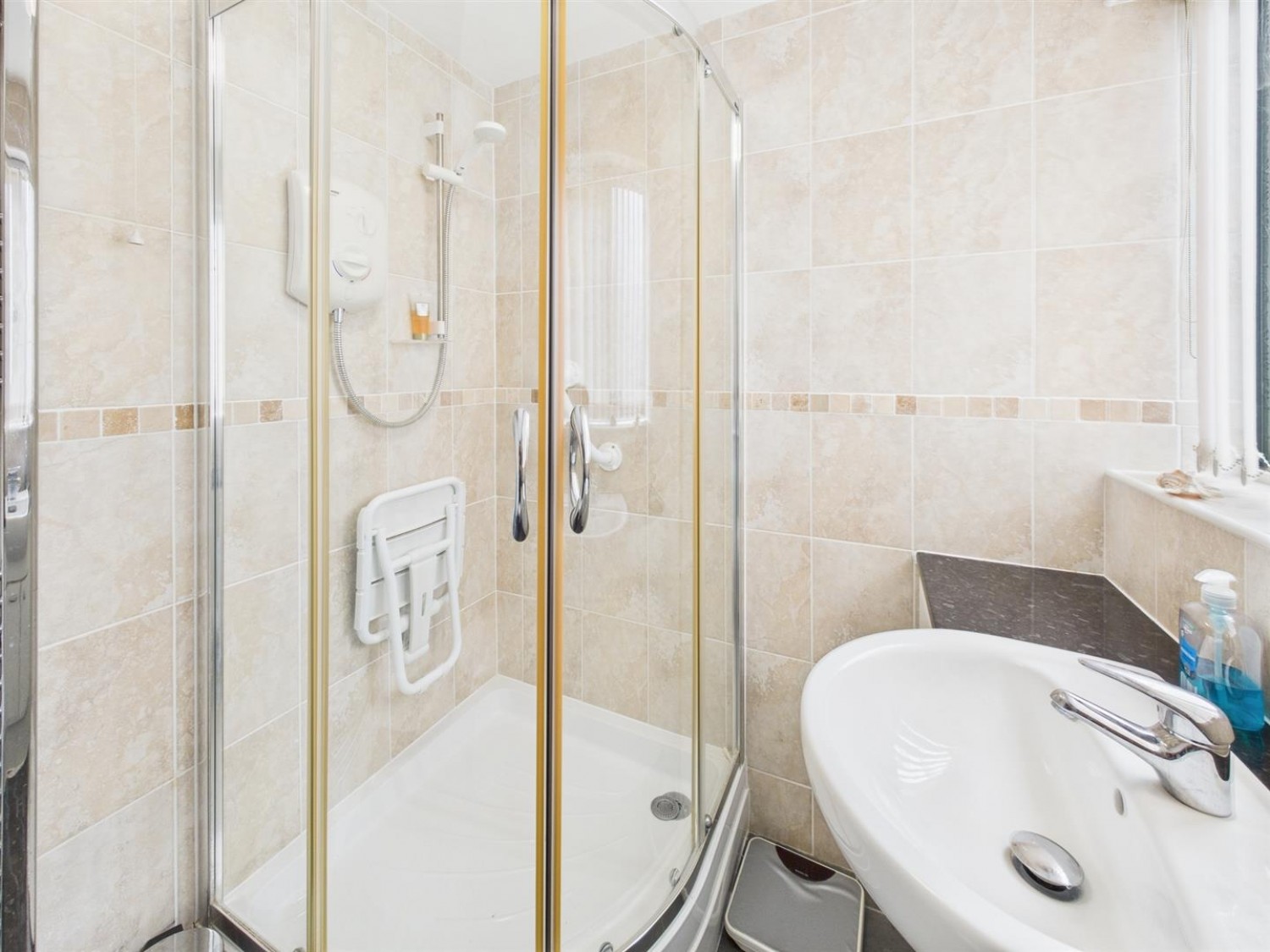 3 bedroom House for Sale Rudgard Avenue, Cherry Willingham, Lincoln