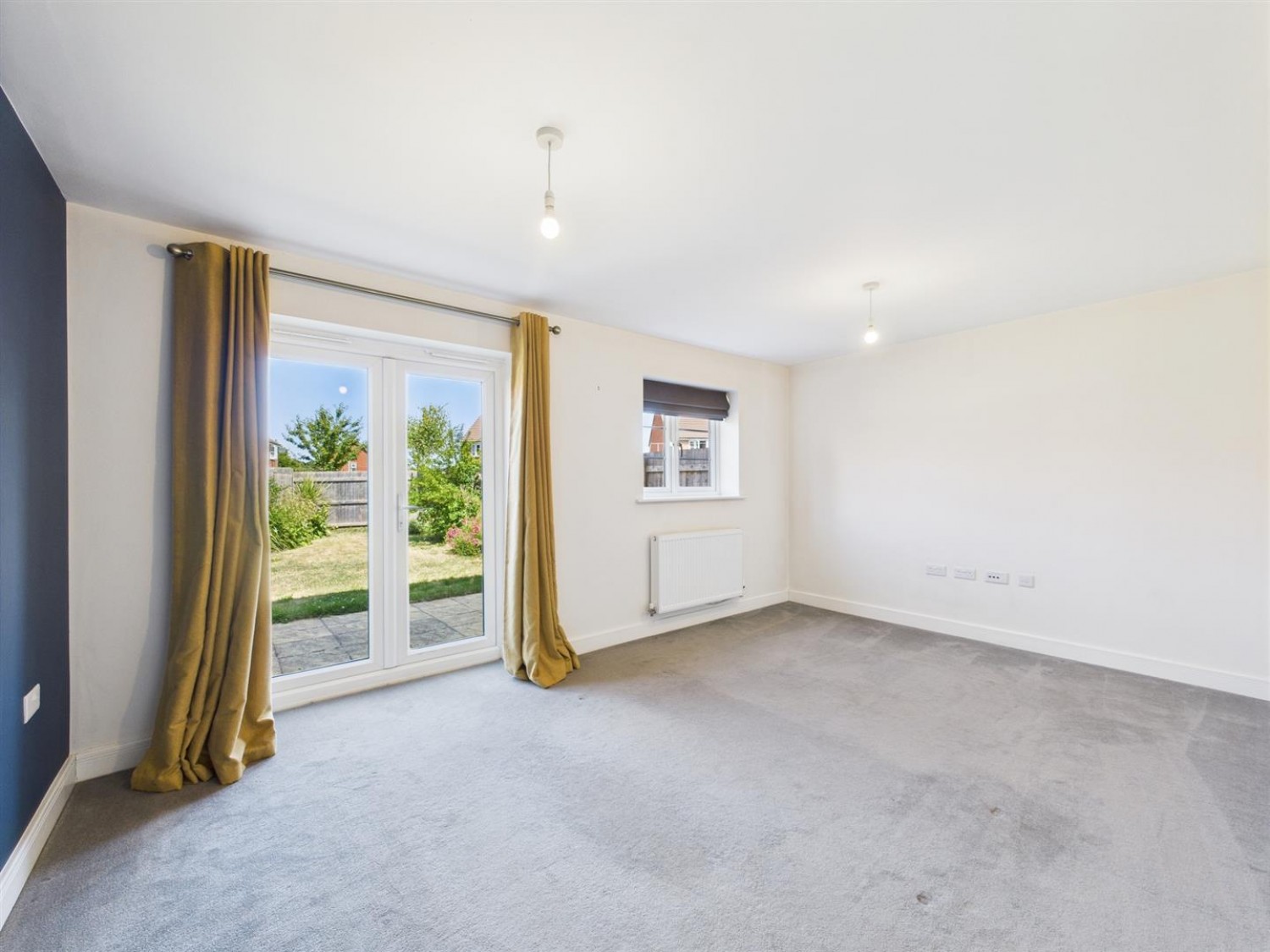 3 bedroom House for Sale Top Farm Avenue, Navenby, Lincoln