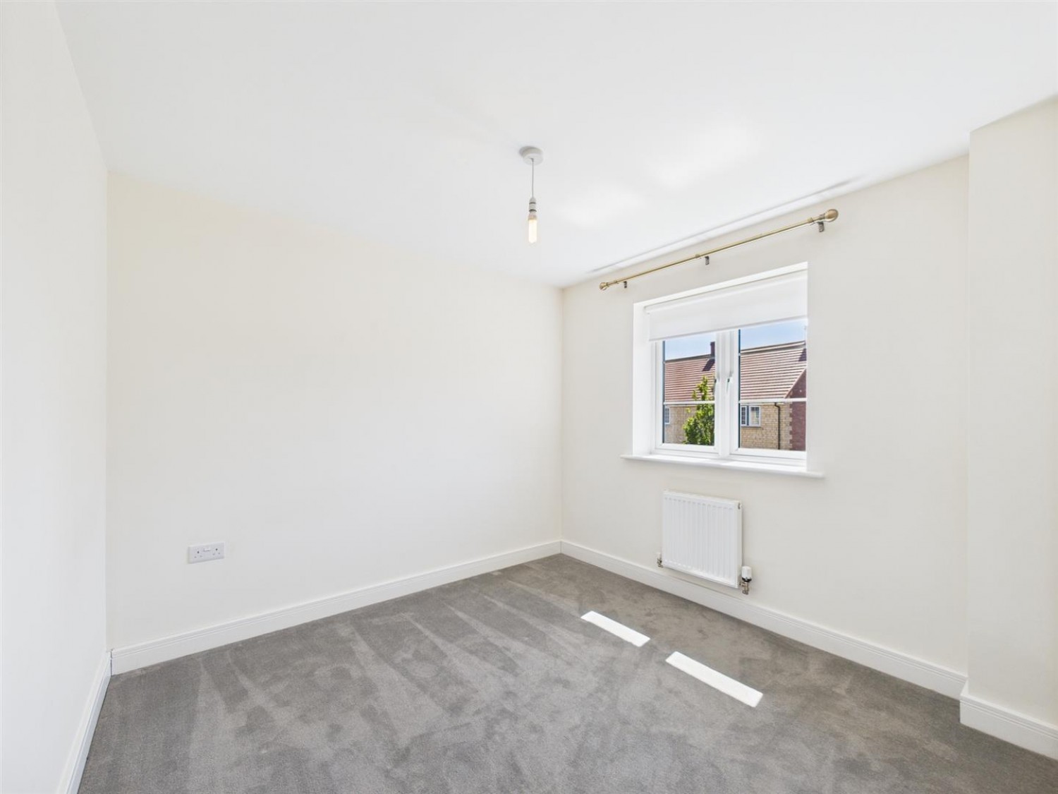 3 bedroom House for Sale Top Farm Avenue, Navenby, Lincoln