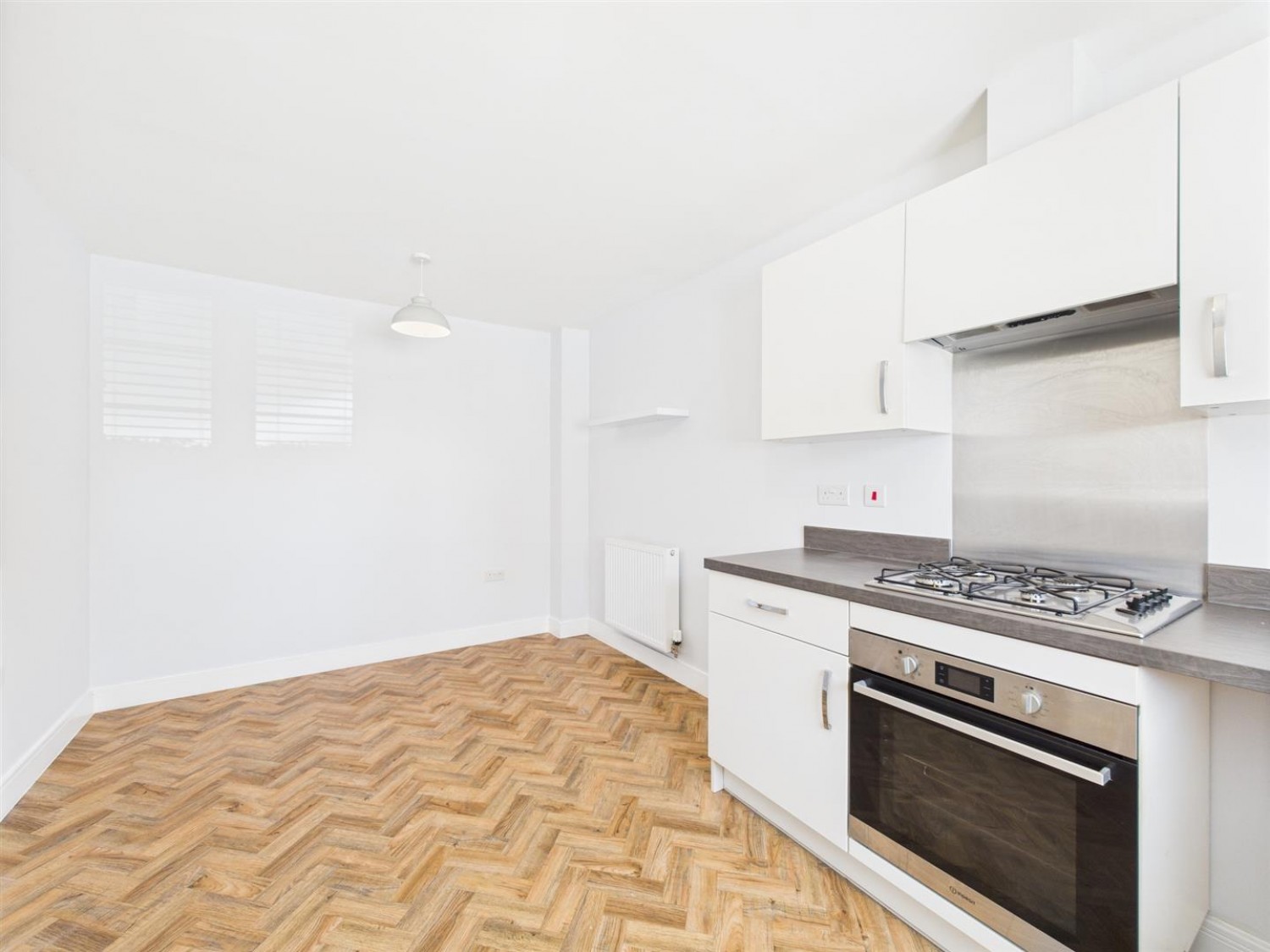 3 bedroom House for Sale Top Farm Avenue, Navenby, Lincoln