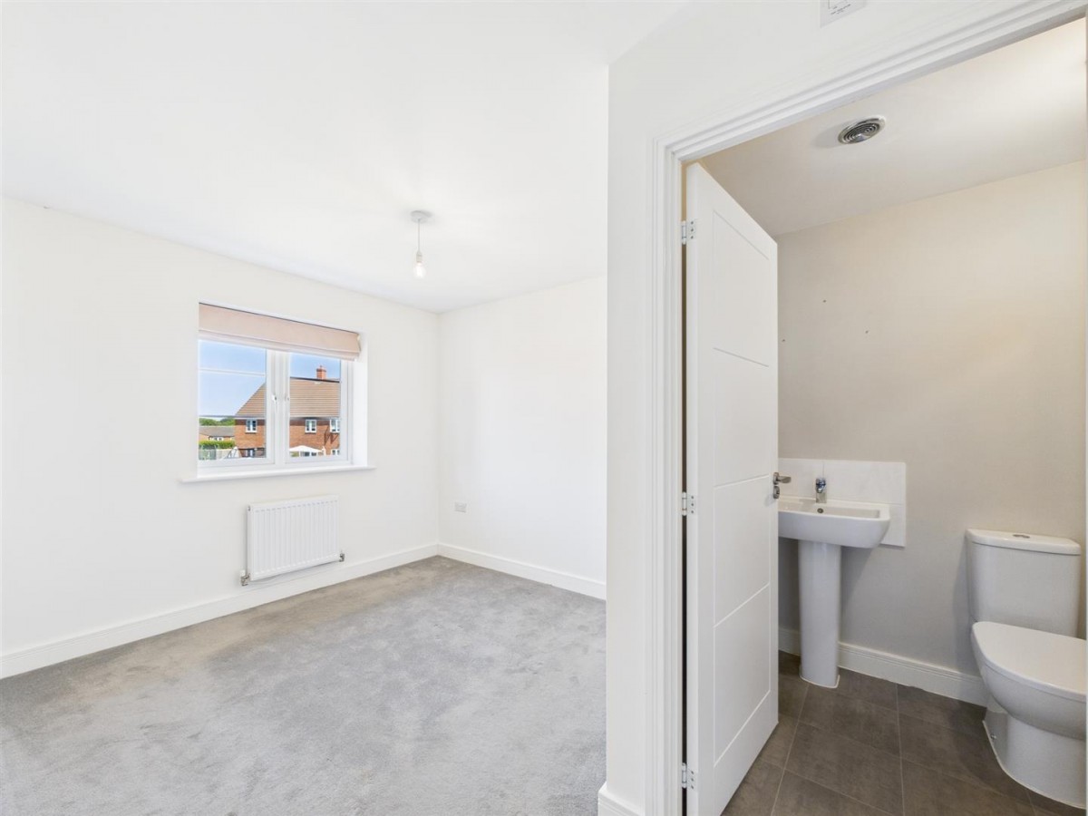 Top Farm Avenue, Navenby, Lincoln