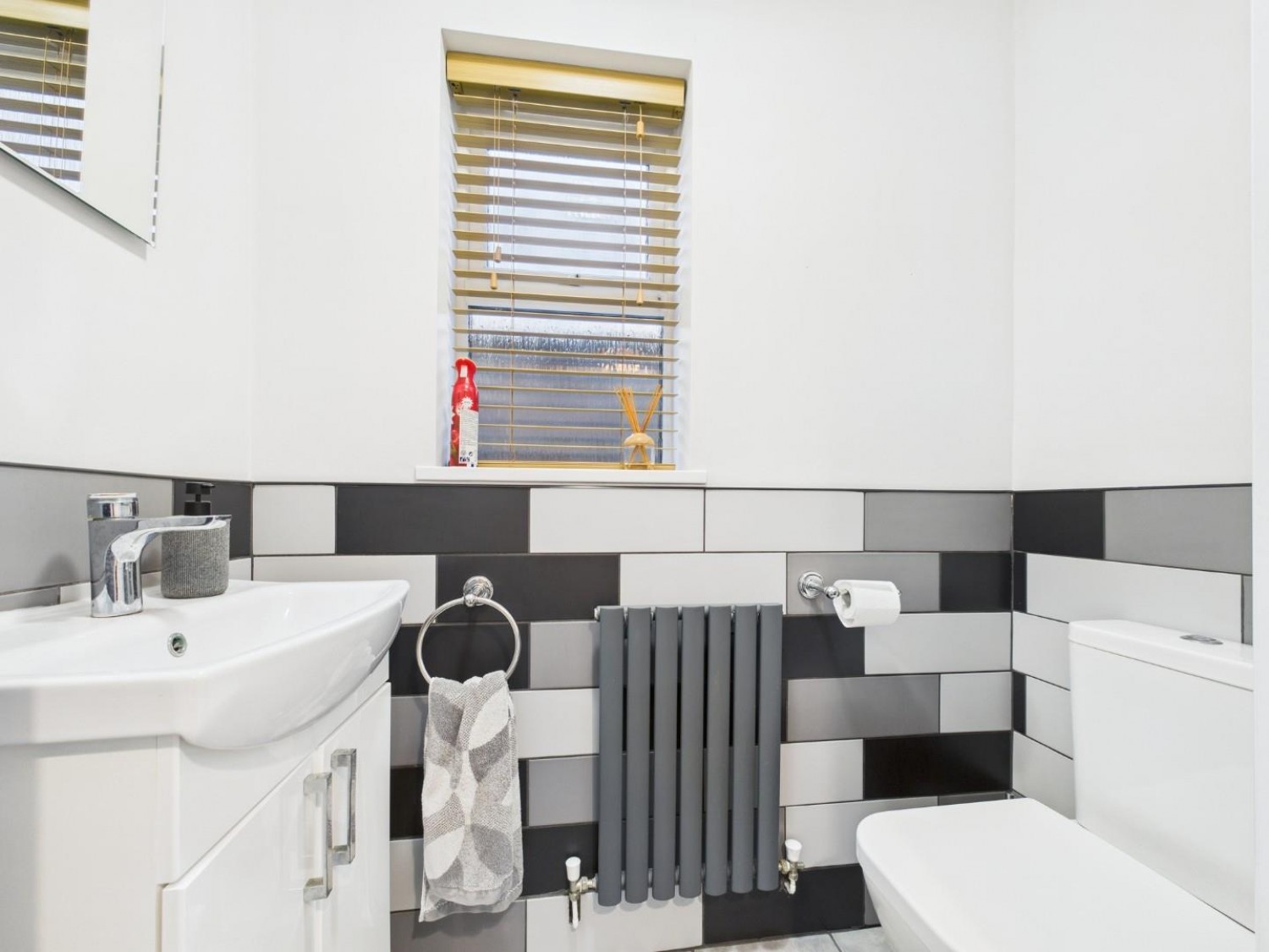 3 bedroom House for Sale Primrose Close, North Hykeham, Lincoln