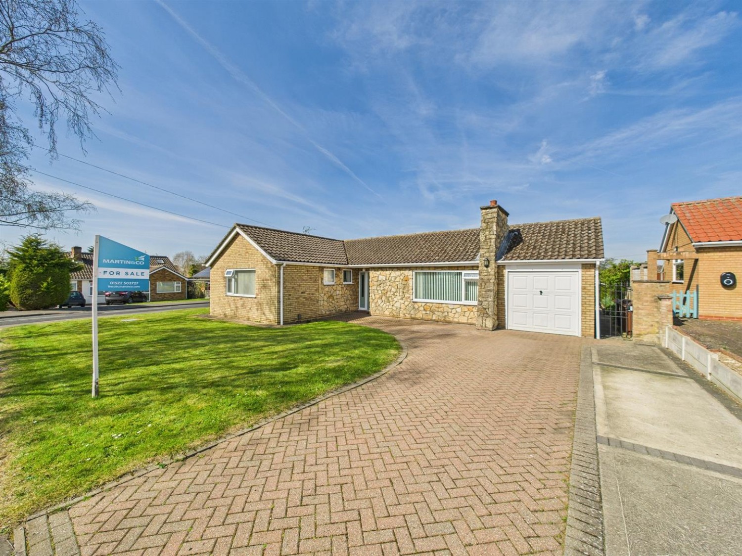 3 bedroom Bungalow in Pendine Crescent, North Hykeham, Lincoln