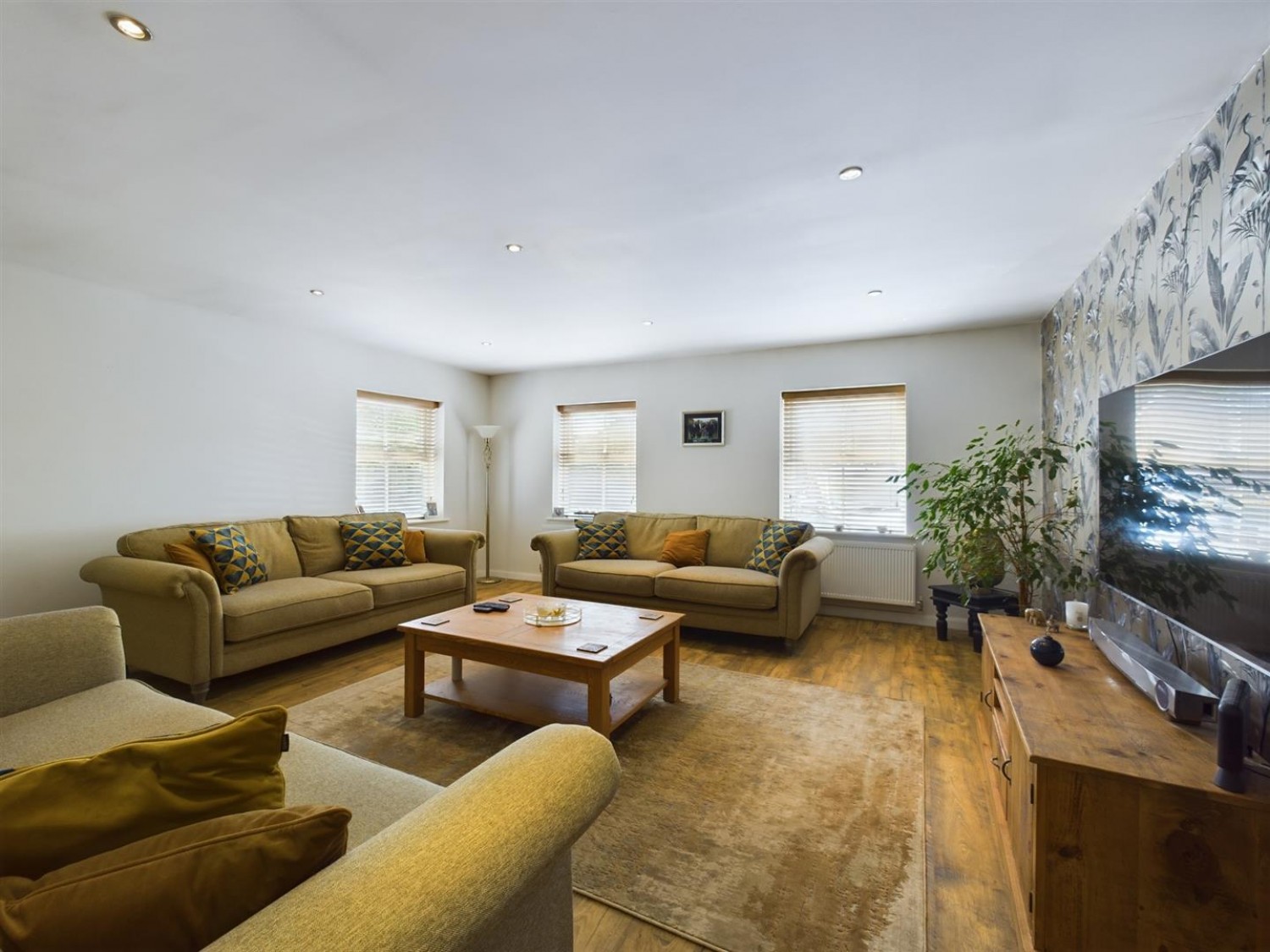 4 bedroom House for Sale Swallow Avenue, Skellingthorpe, Lincoln