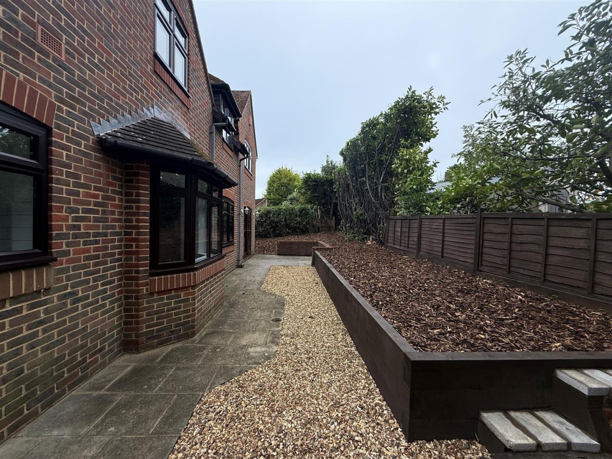 Highfield Close, Aldershot