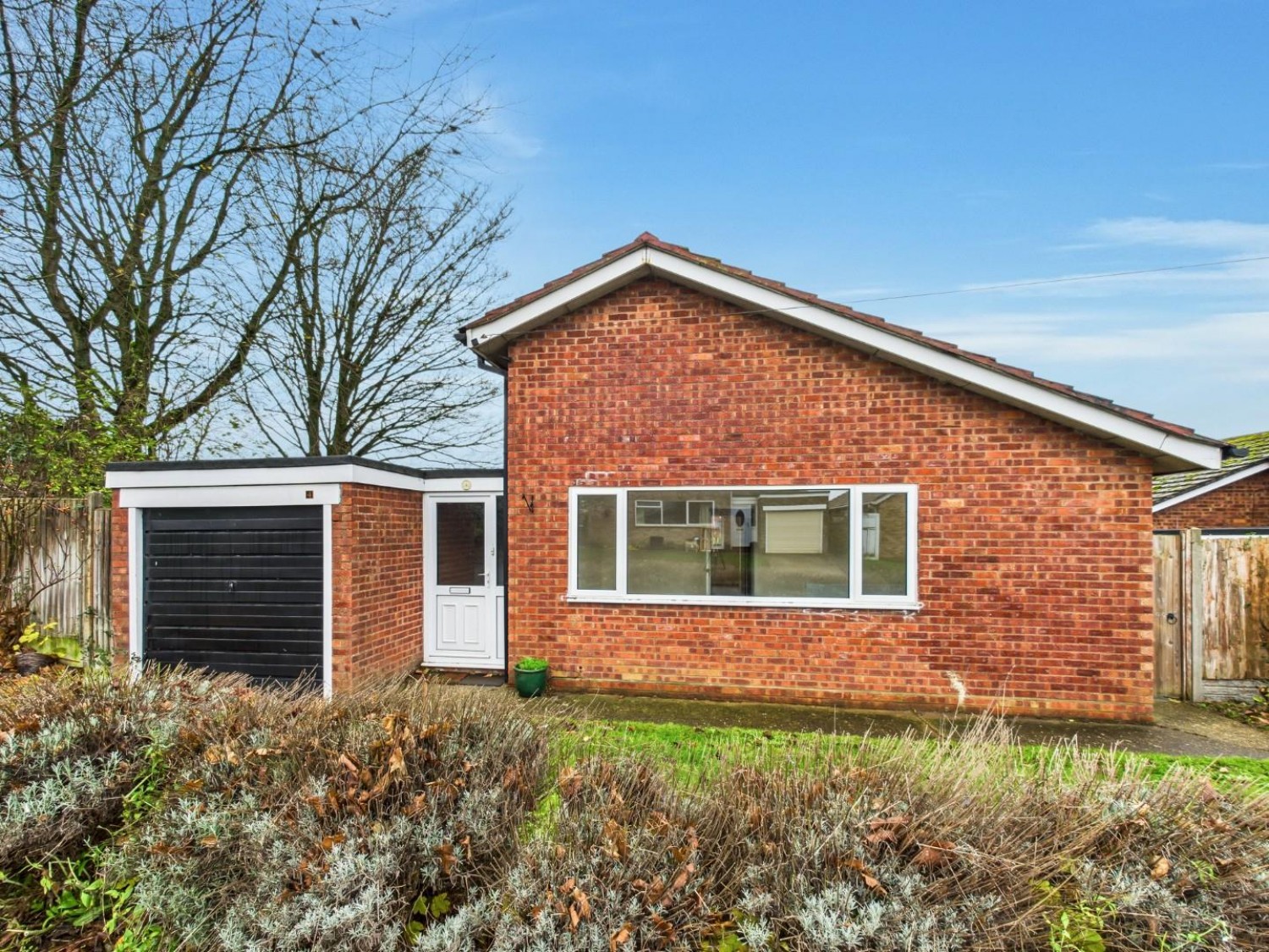 3 bedroom Bungalow in Clematis Close, Branston, Lincoln