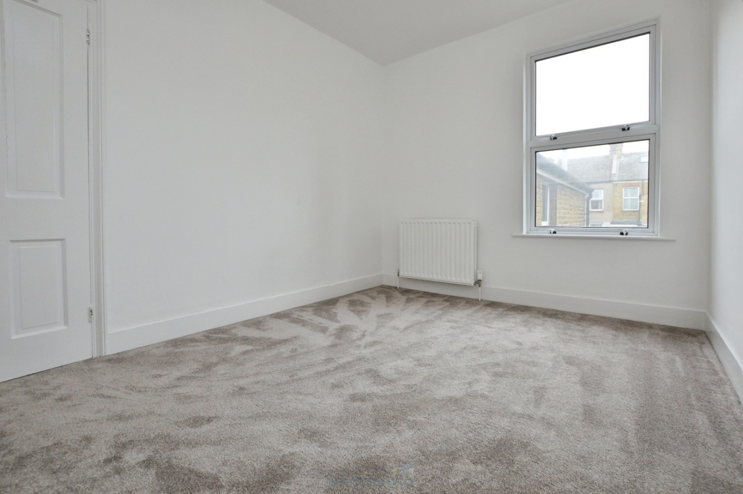 3 bedroom House for Letting Old Road West, Gravesend