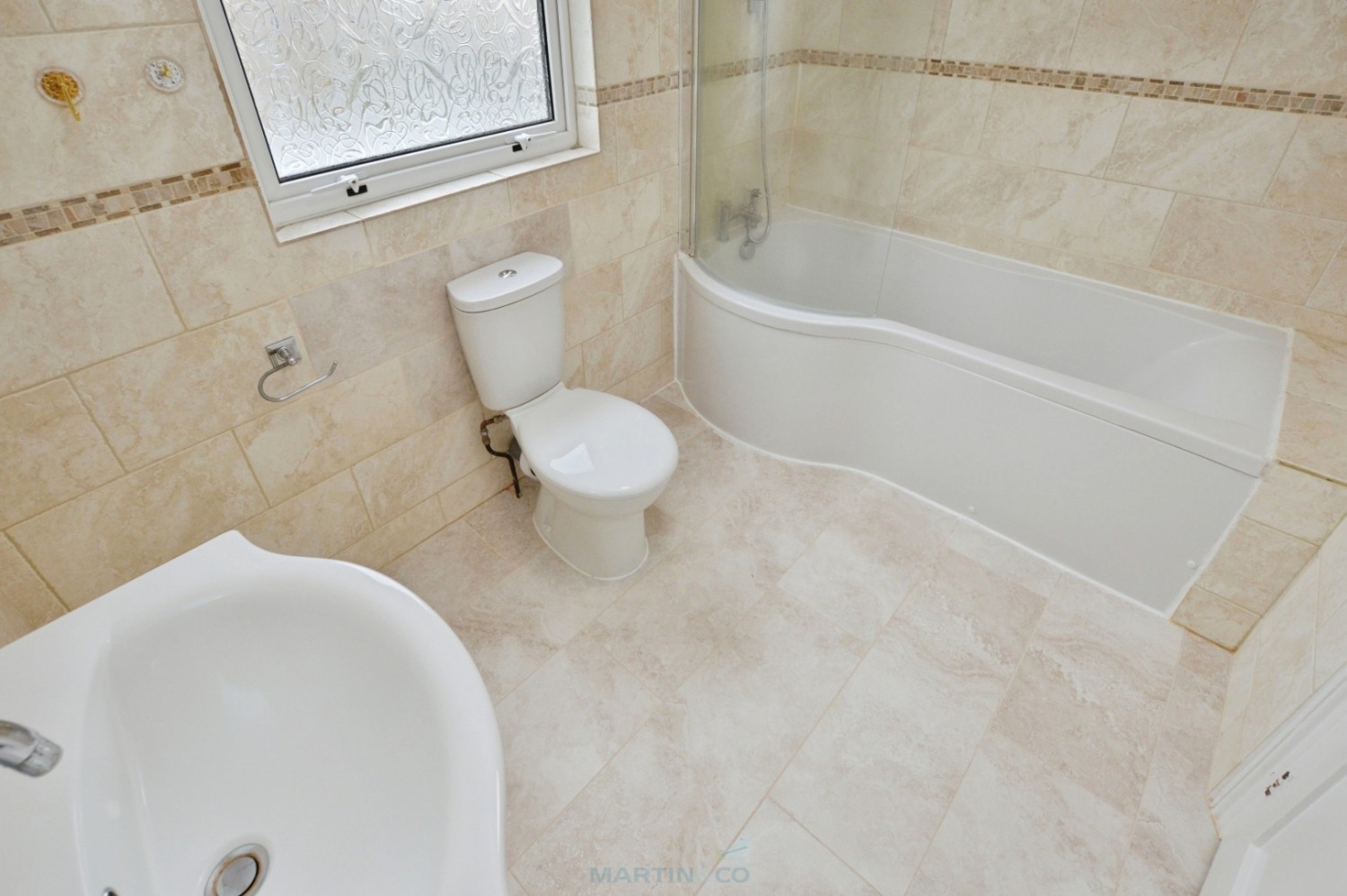 3 bedroom House for Letting Old Road West, Gravesend