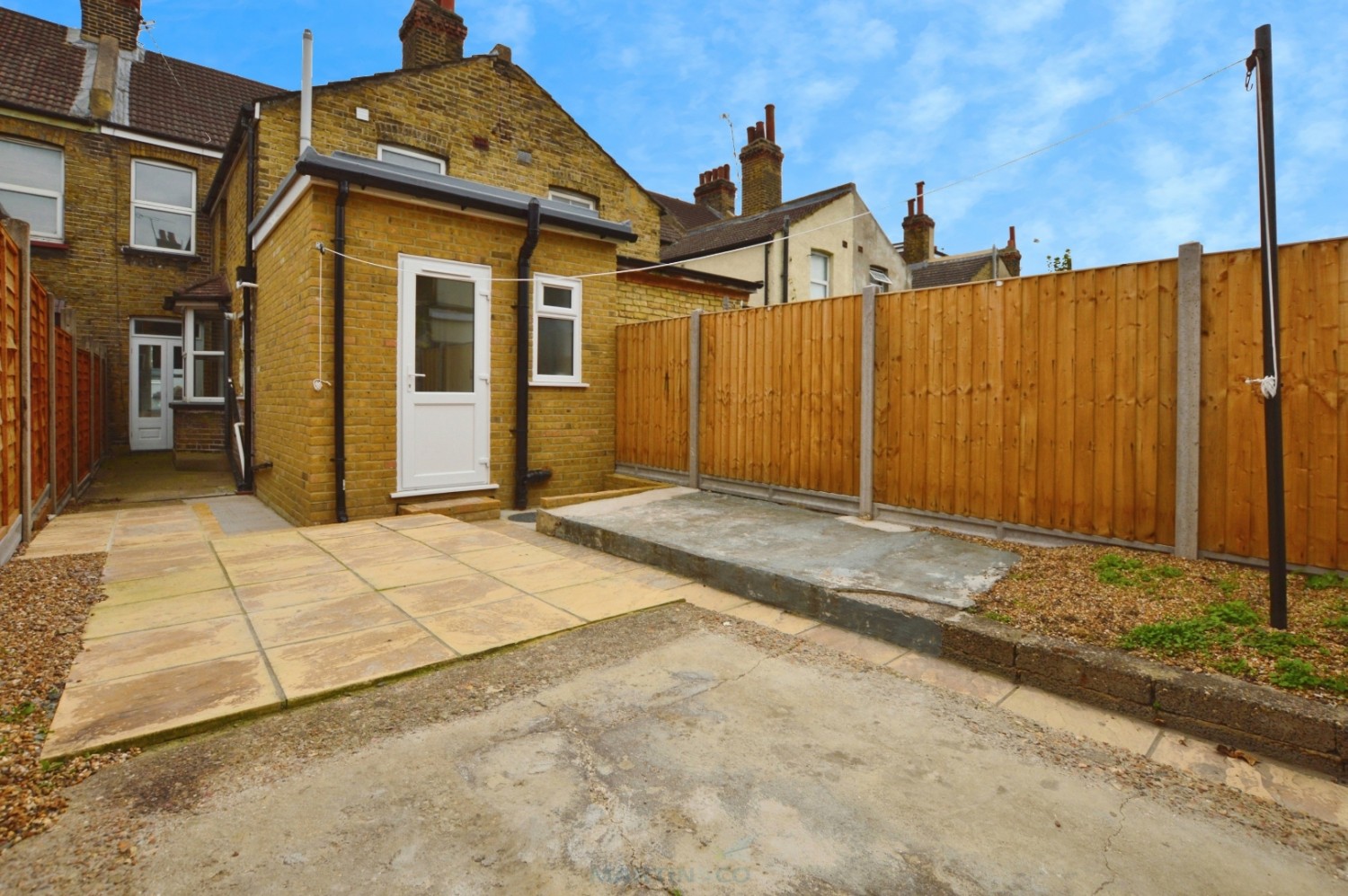 3 bedroom House for Letting Old Road West, Gravesend