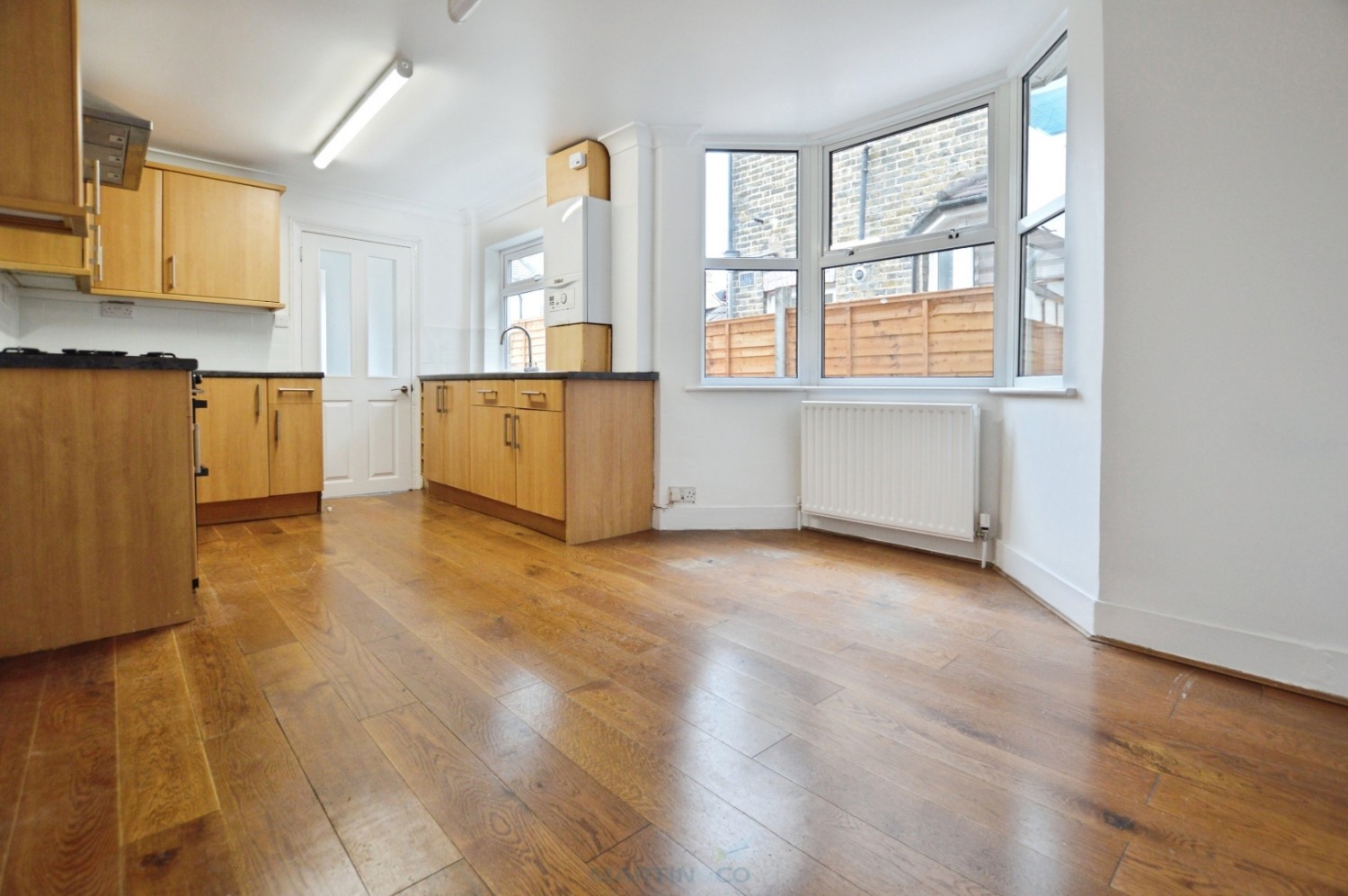 3 bedroom House for Letting Old Road West, Gravesend